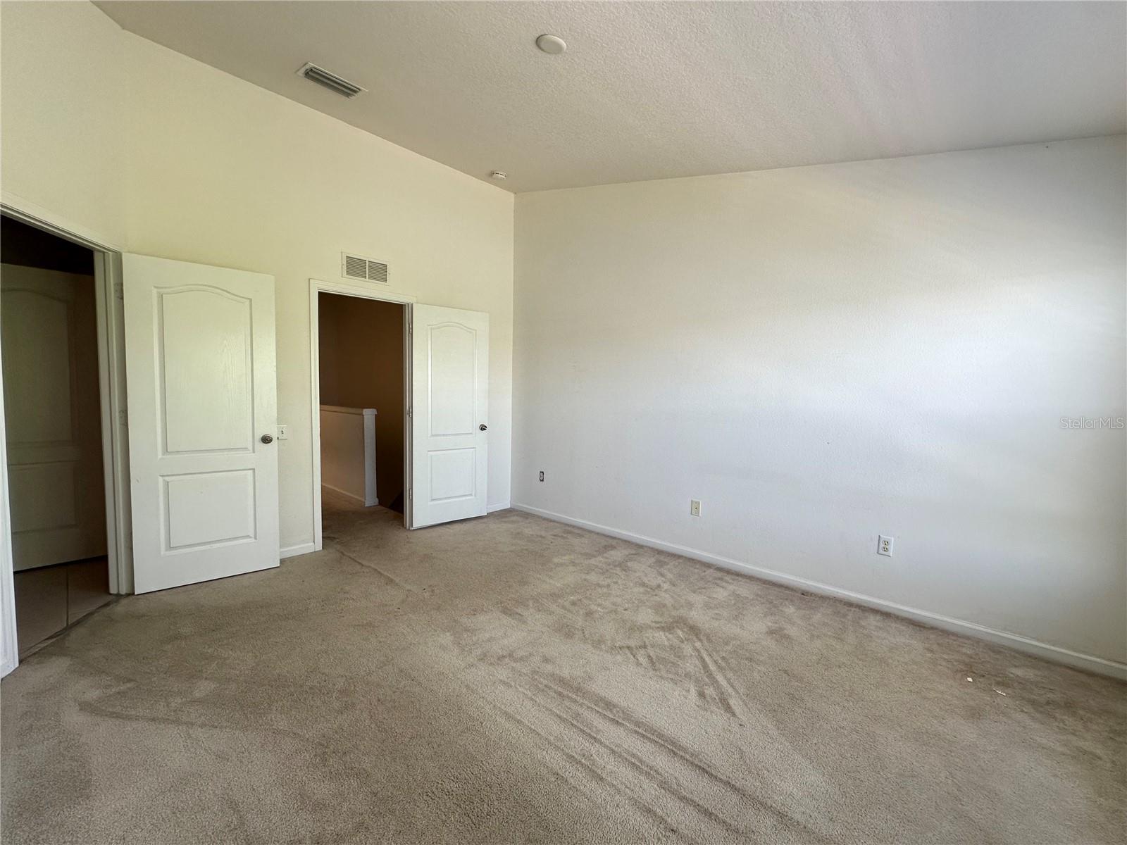 4871 Pond Ridge Dr Property Photo 15
