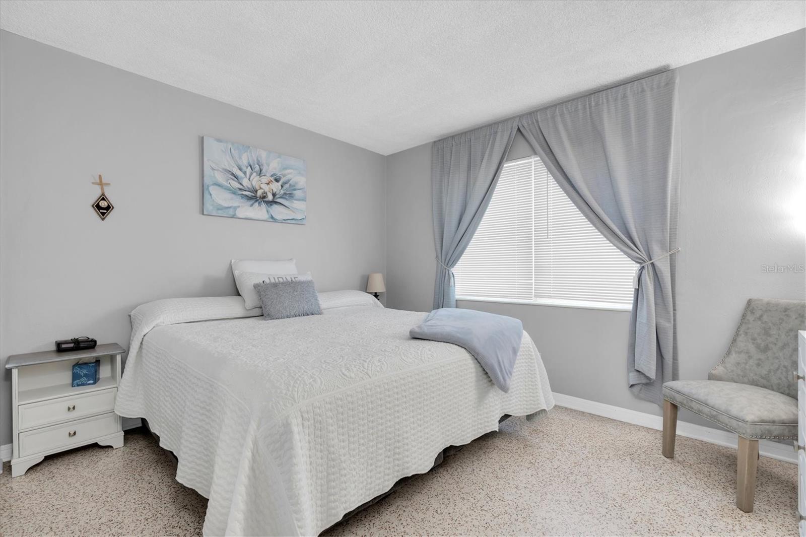 121 46th Ave #2a Property Photo 5