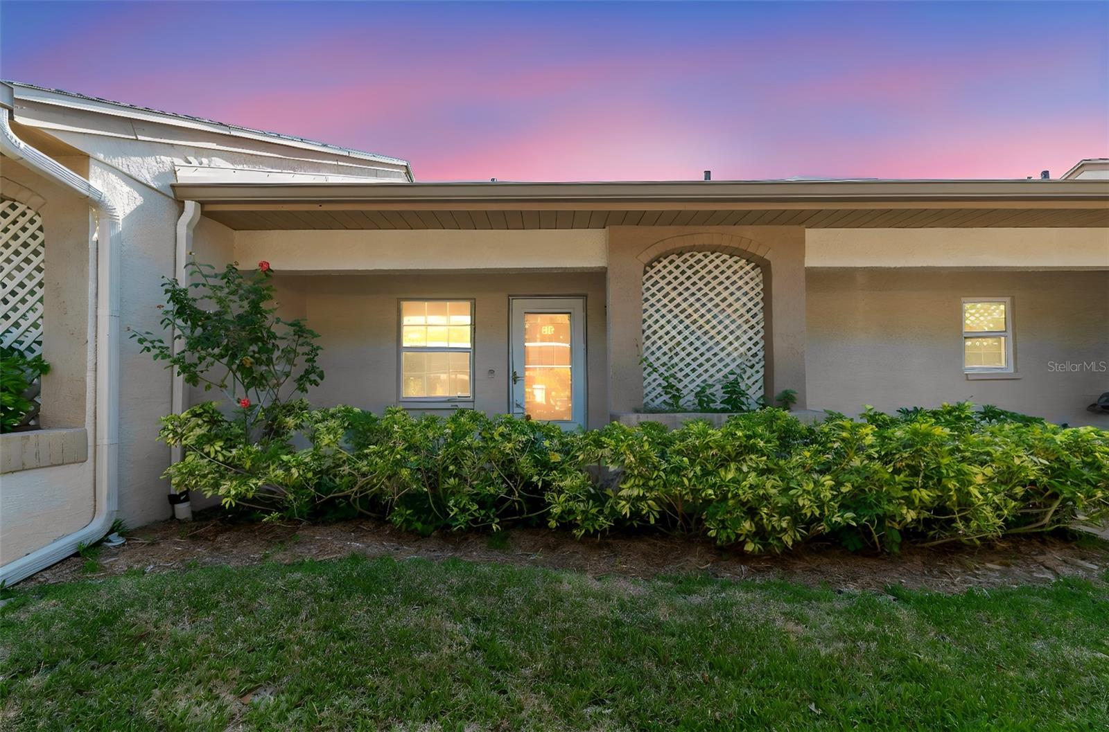 2460 Northside Dr #604 Property Photo 1
