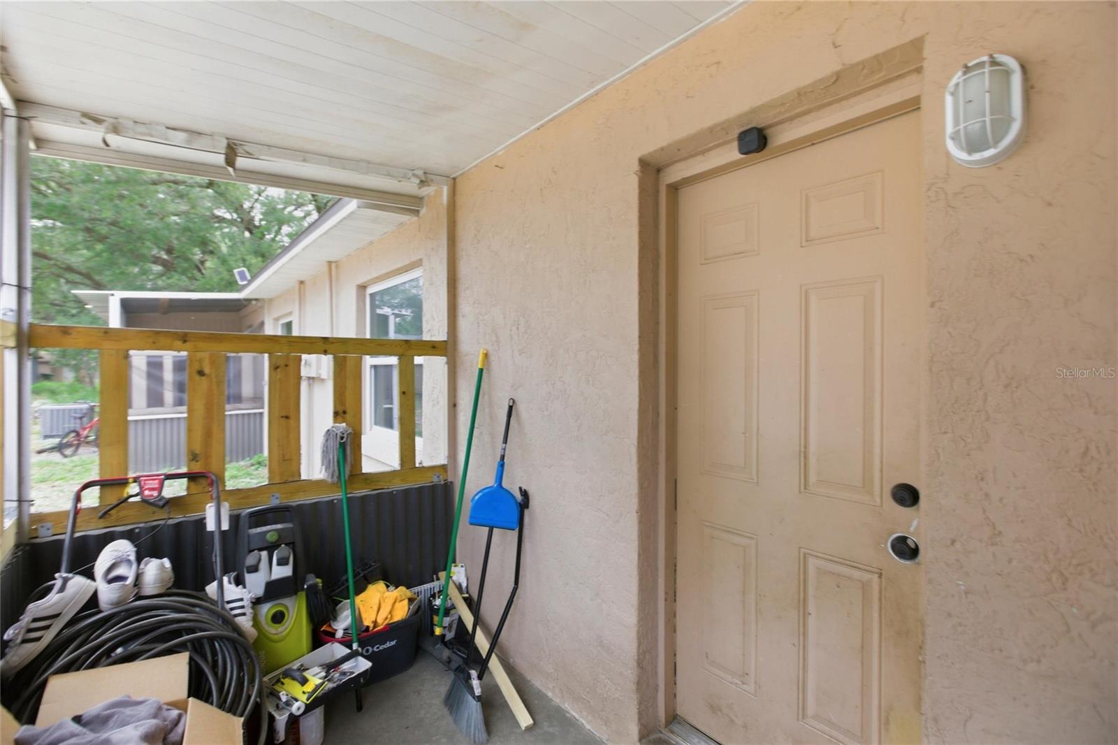 1702 Birchwood Cir Property Photo 15