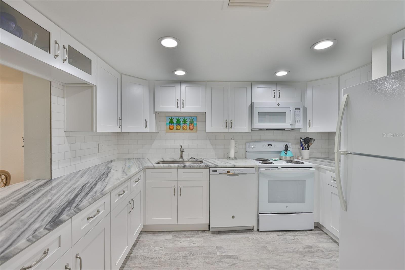 1028 Apollo Beach Blvd #8 Property Photo 4