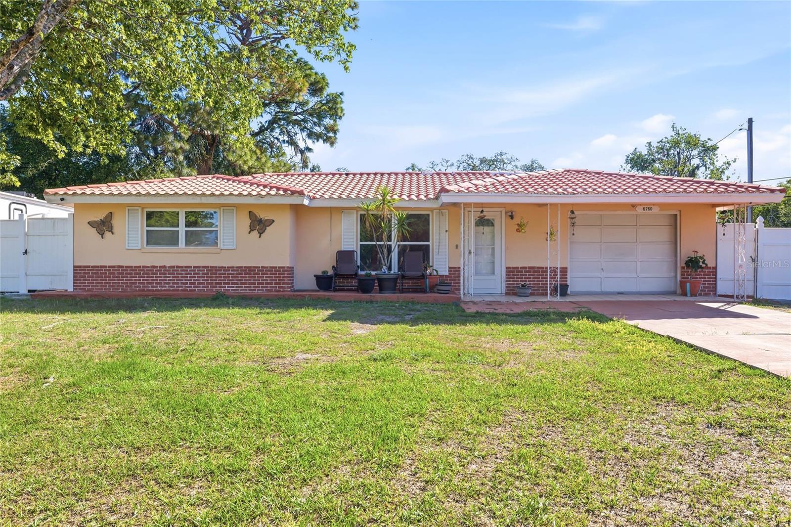 6760 Runnel Dr Property Photo 1