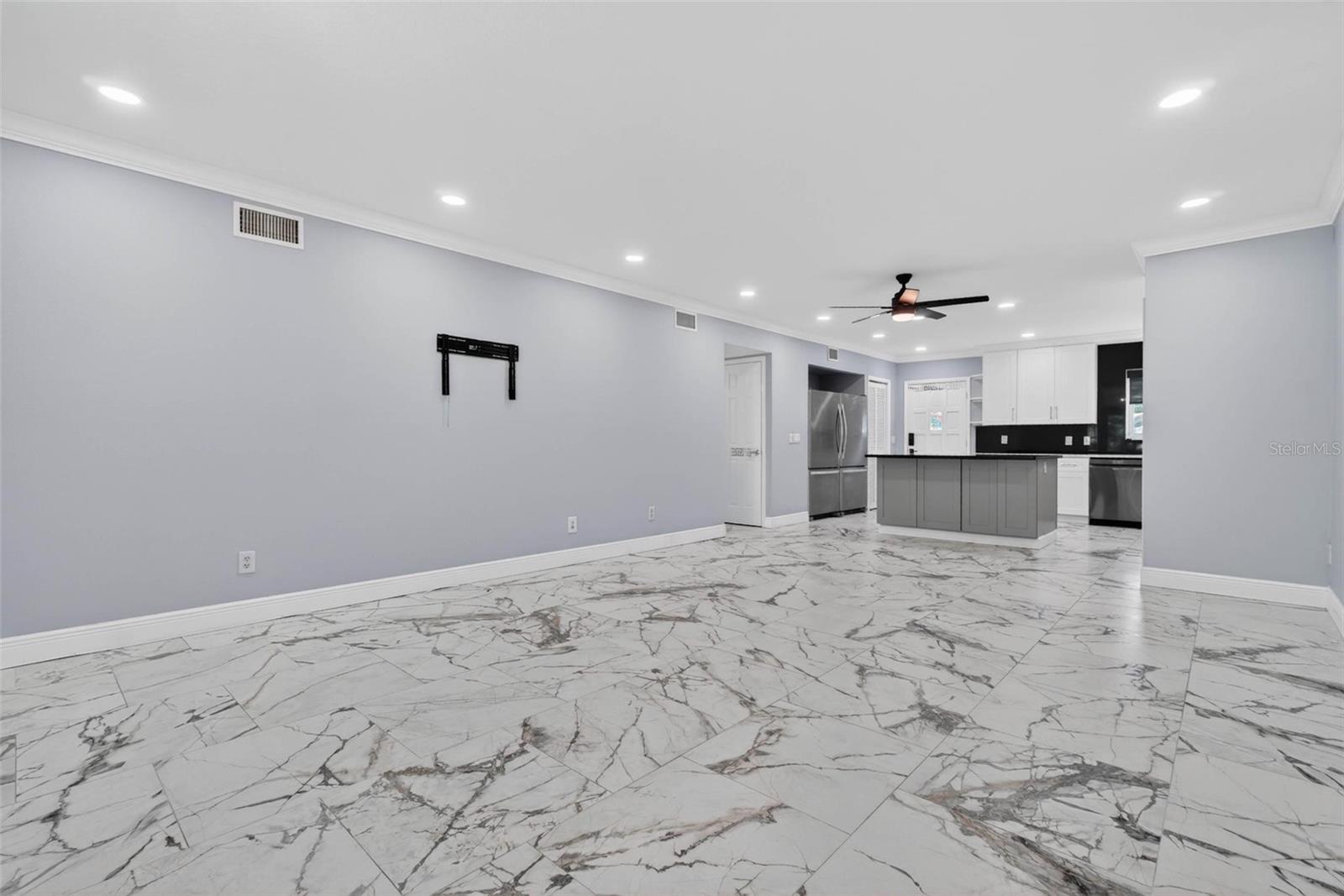 2284 Spanish Dr #6 Property Photo 11