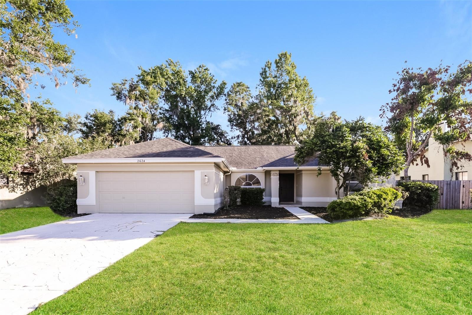 2624 Bridle Dr Property Photo 1