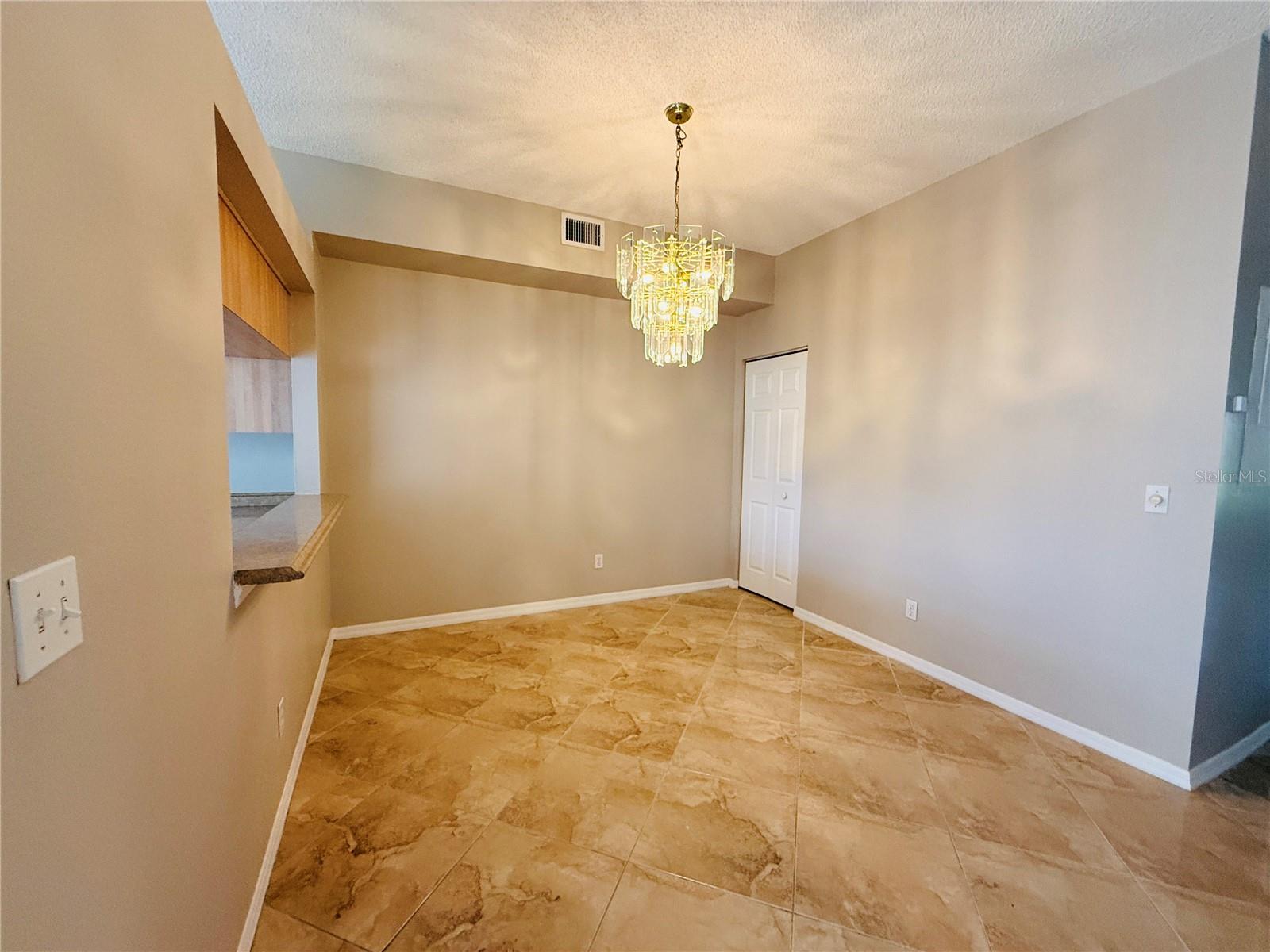2843 Thaxton Dr #38 Property Photo 6