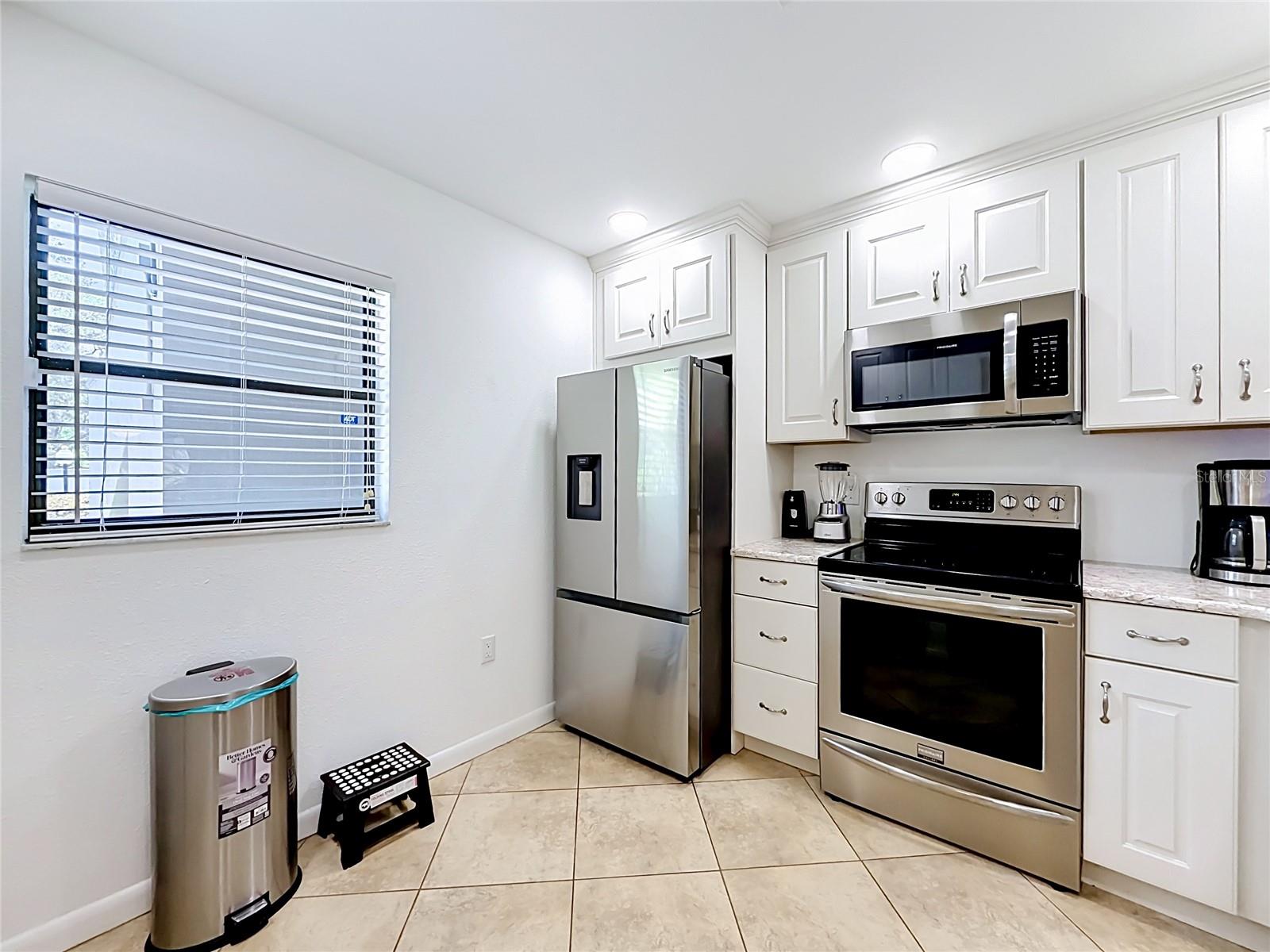 2650 Countryside Blvd #e103 Property Photo 6