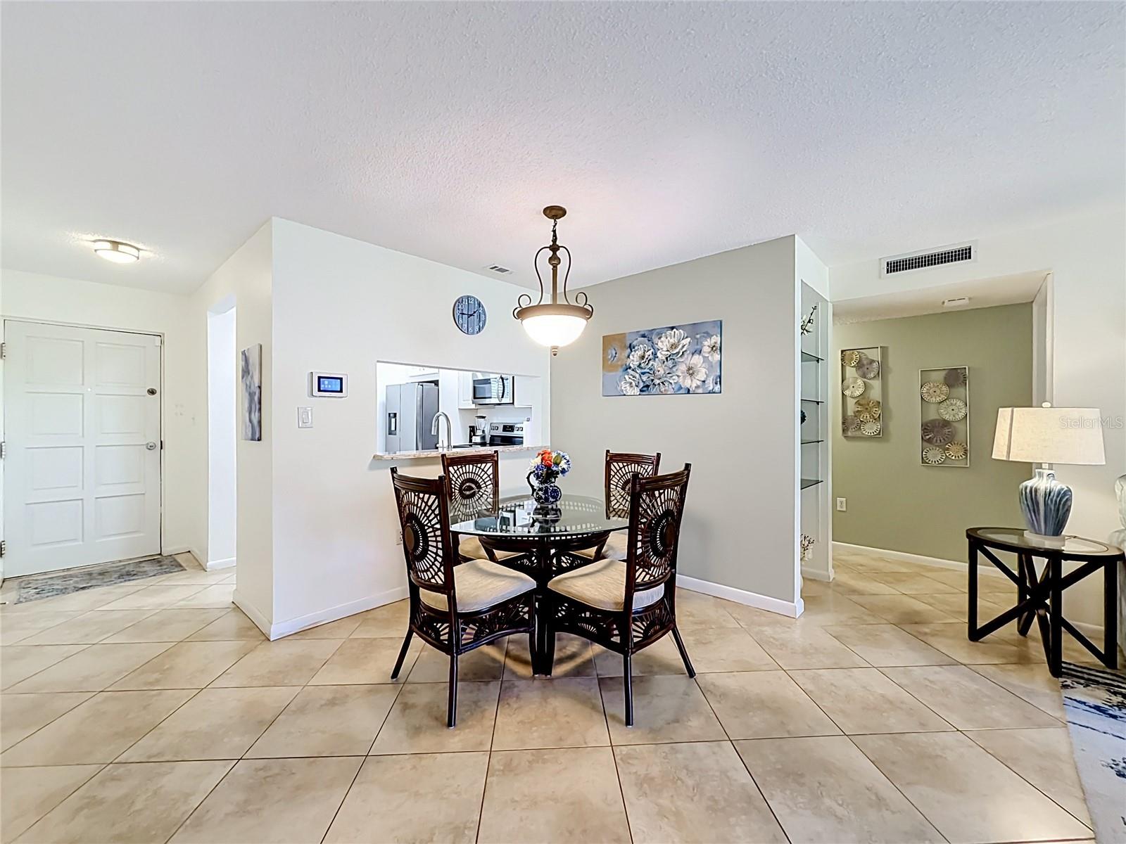 2650 Countryside Blvd #e103 Property Photo 11