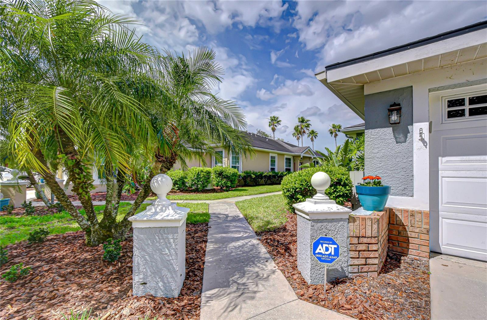 9815 Gingerwood Dr Property Photo 15