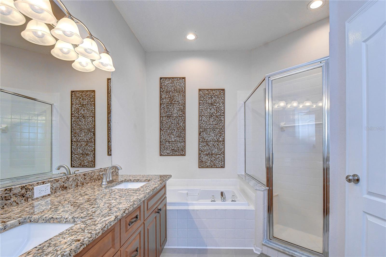 9815 Gingerwood Dr Property Photo 34