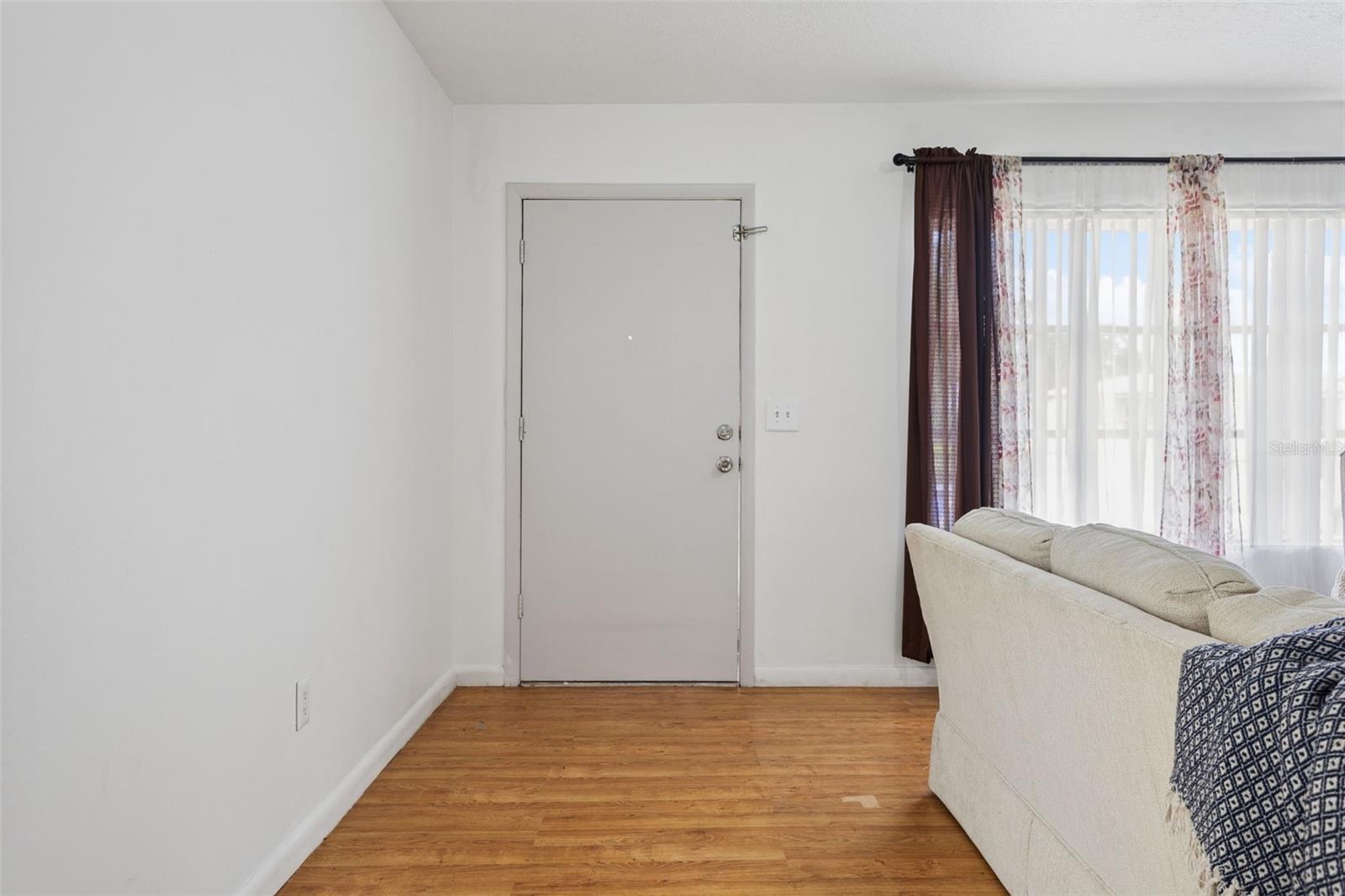 8303 Temple Park Dr Property Photo 10