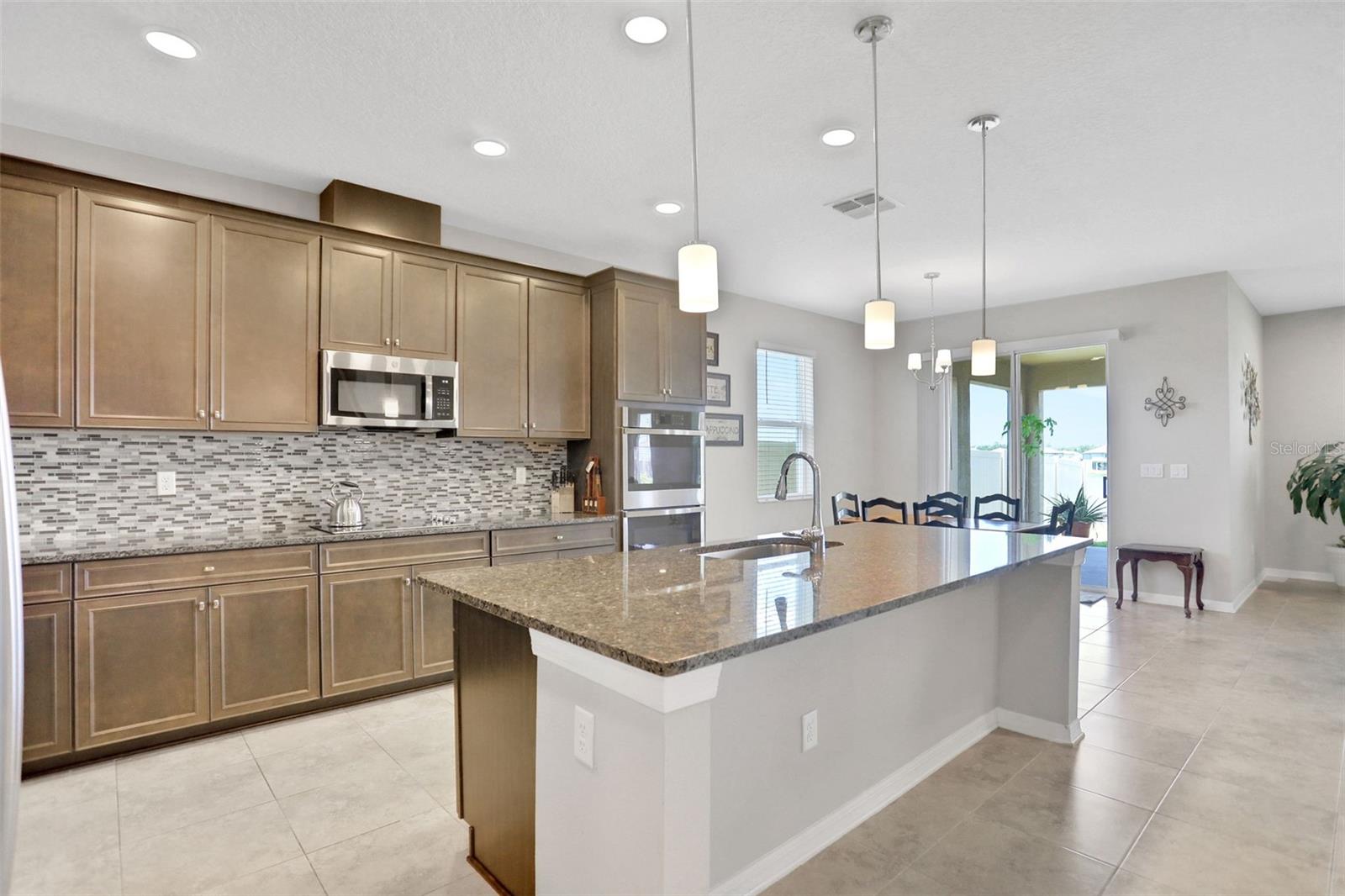 3091 Marine Grass Dr Property Photo 10