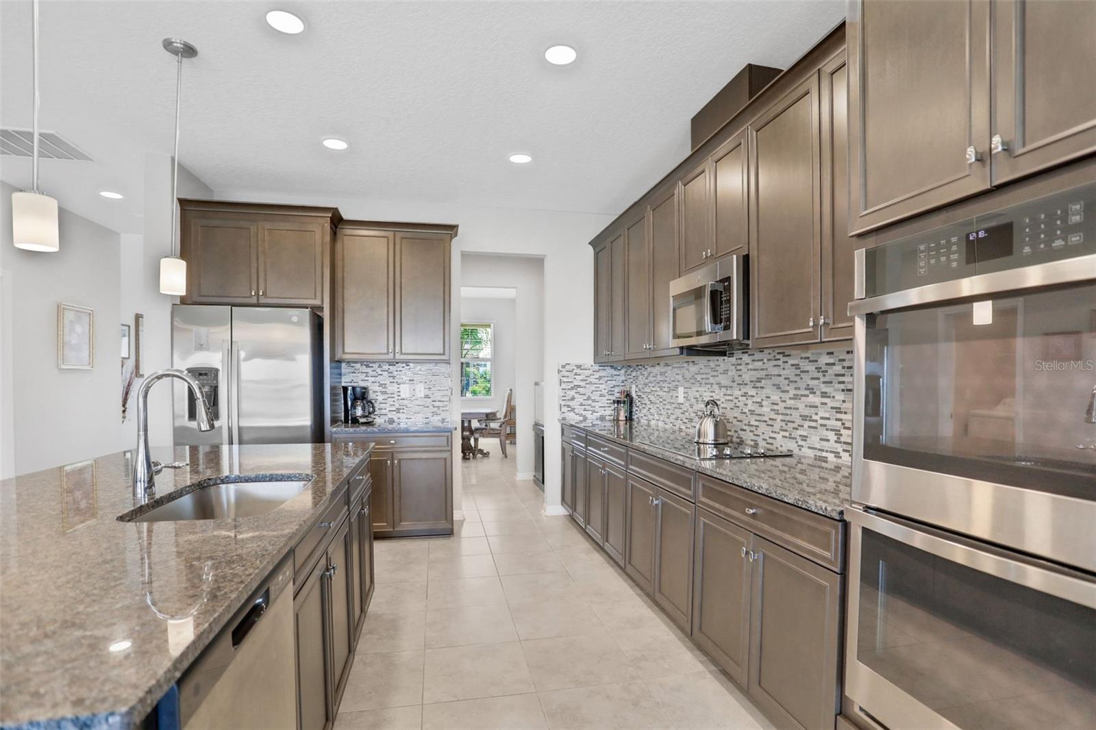3091 Marine Grass Dr Property Photo 13