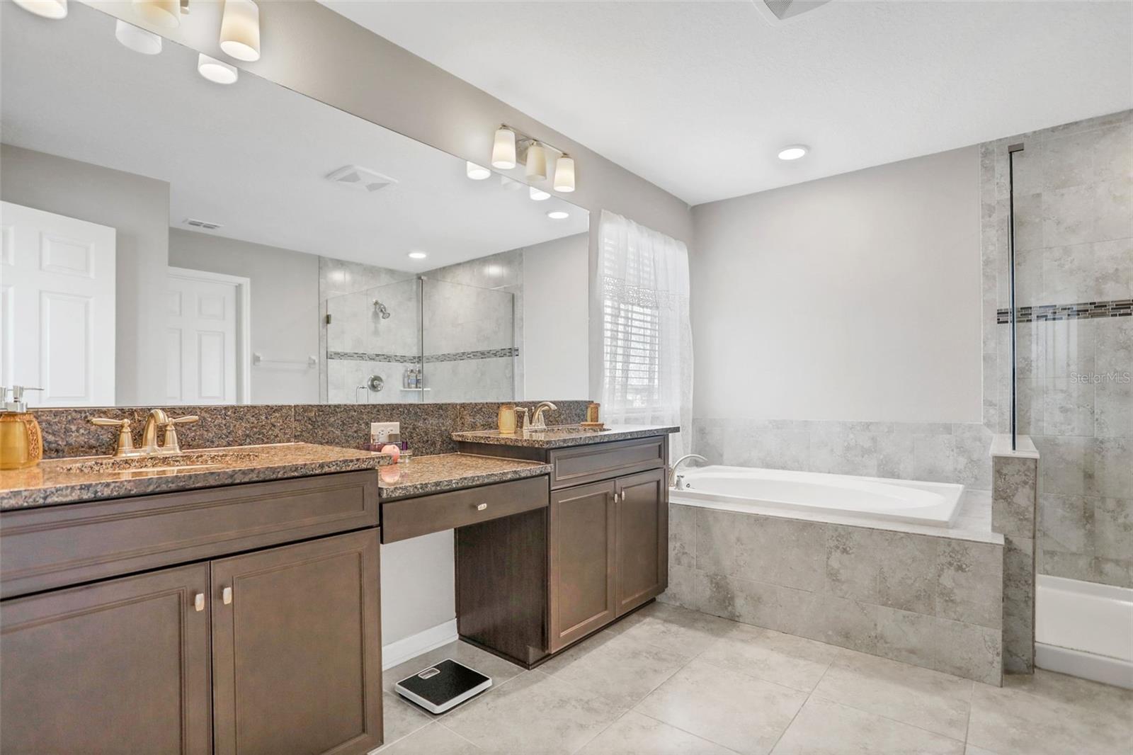 3091 Marine Grass Dr Property Photo 29