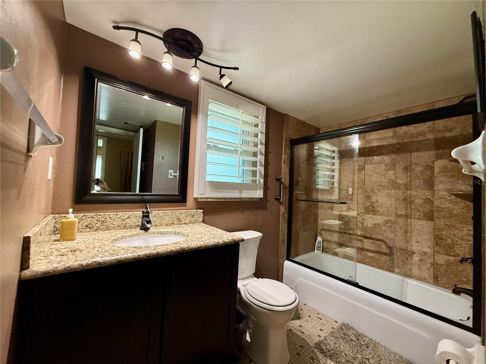 464 N Paula Dr #313 Property Photo 8