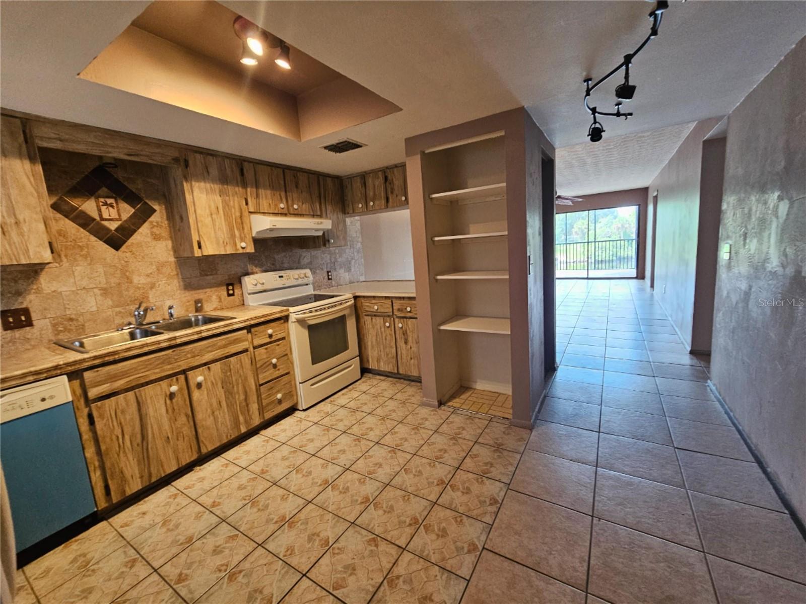 5640 Ferguson Ct #2208 Property Photo 10