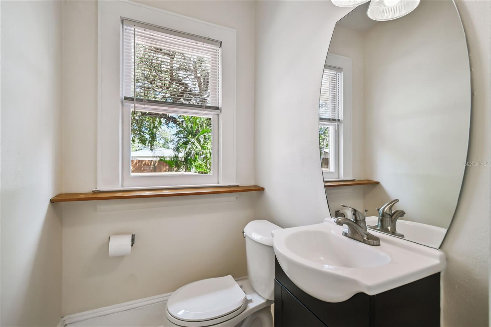 TB8504343 Property Photo 14