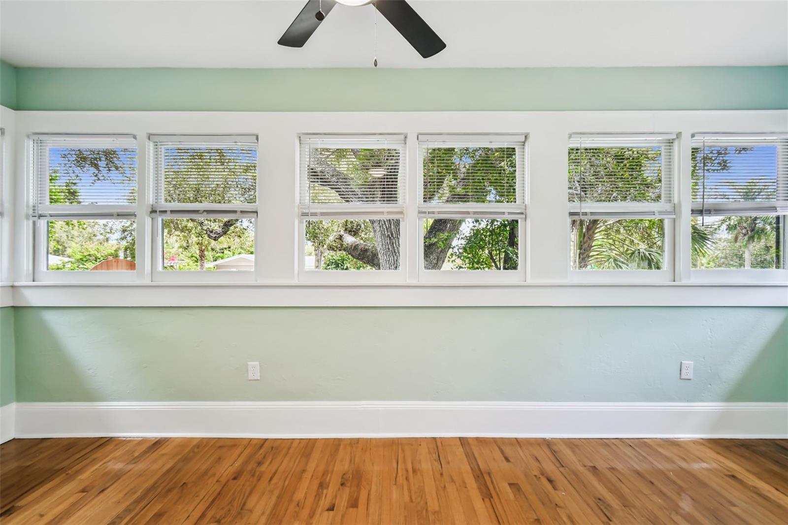 TB8504343 Property Photo 18