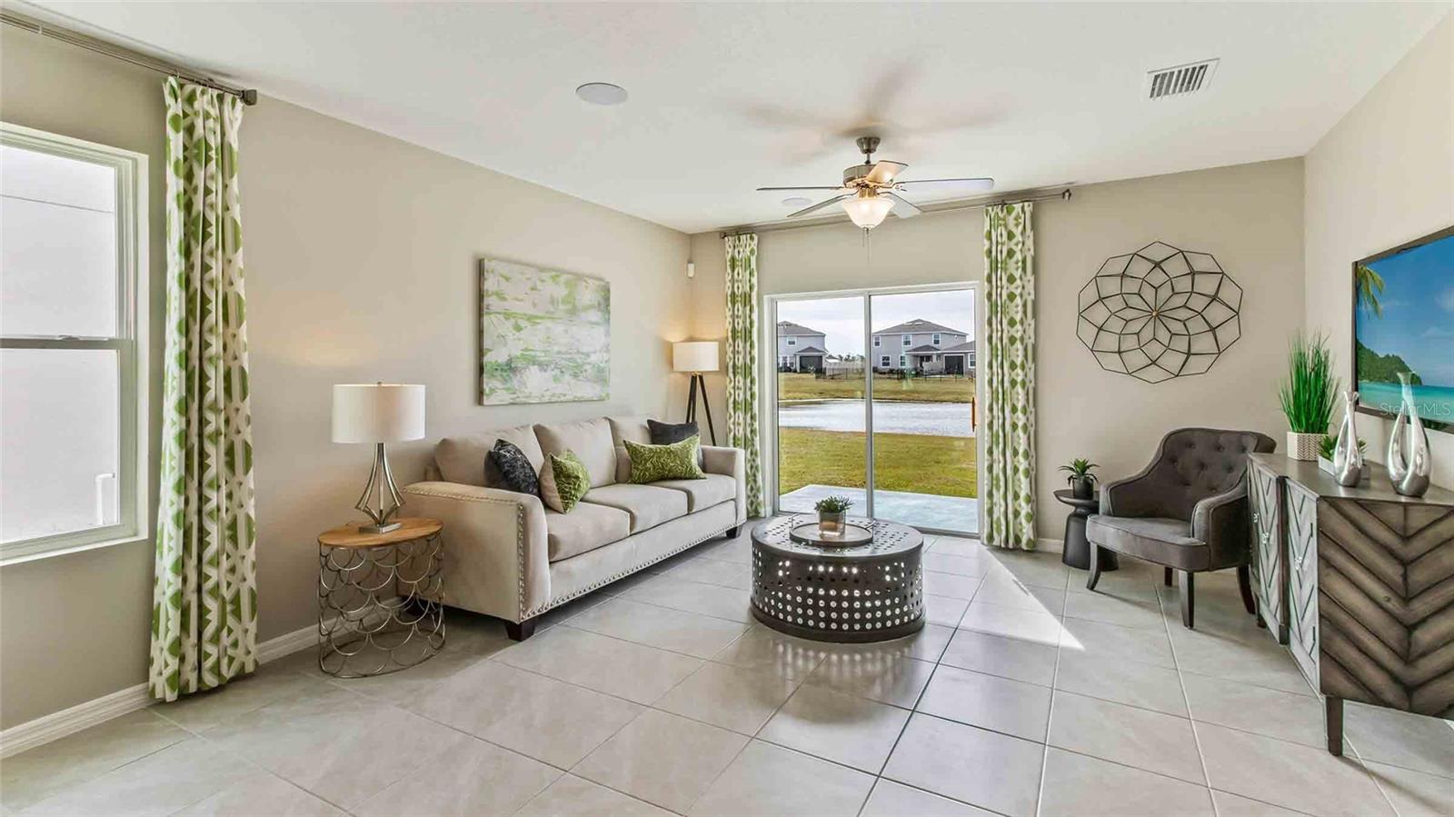 2379 Bender Dr Property Photo 6