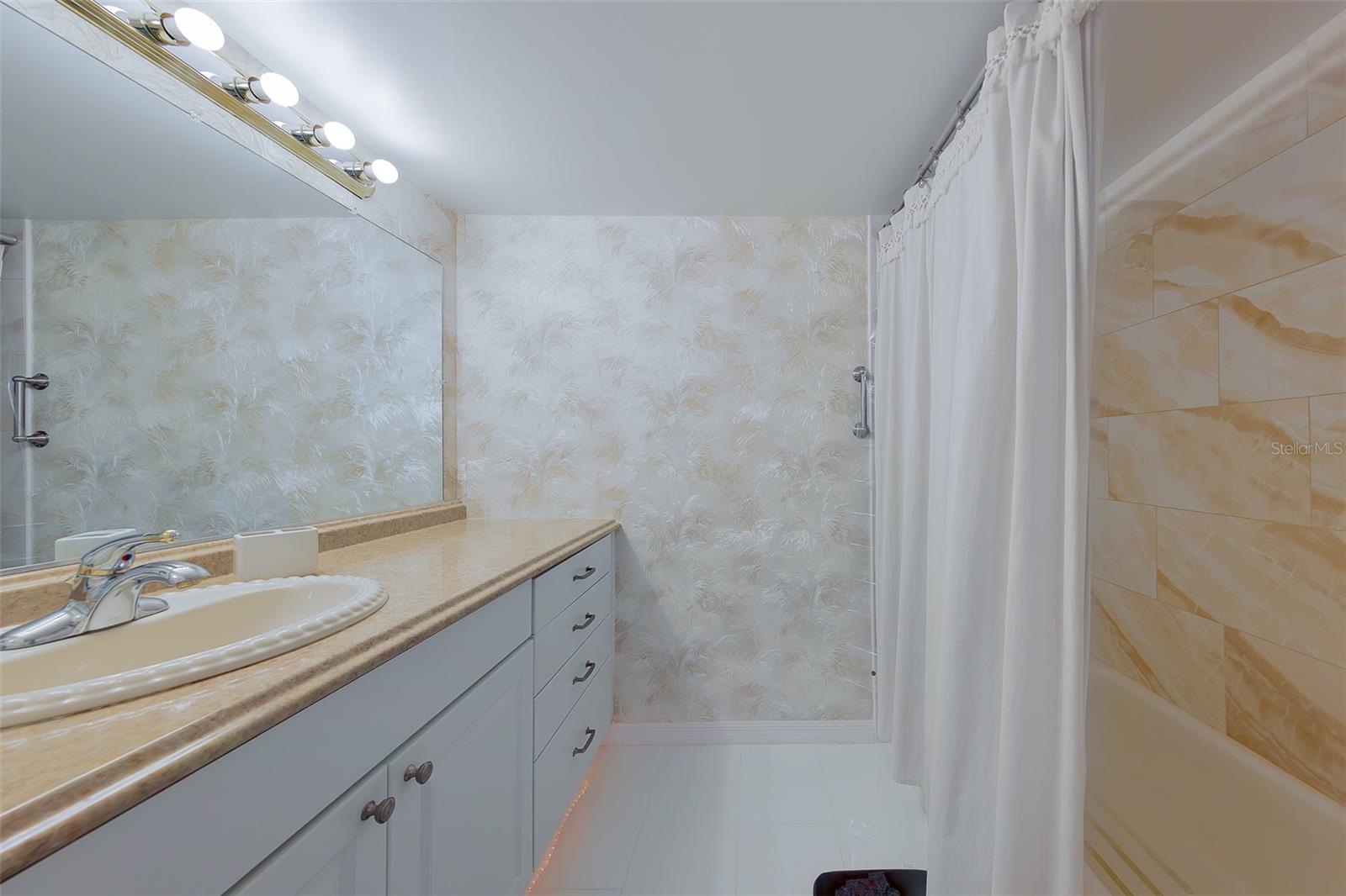 946 Virginia St #107 Property Photo 18