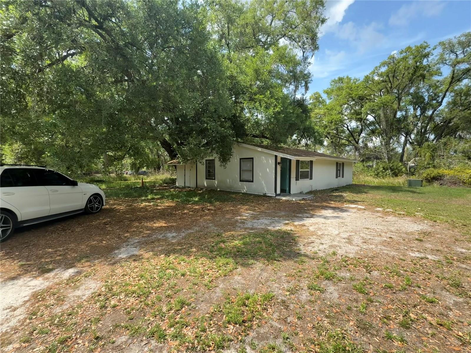 3424 Maze Ln Property Photo 2
