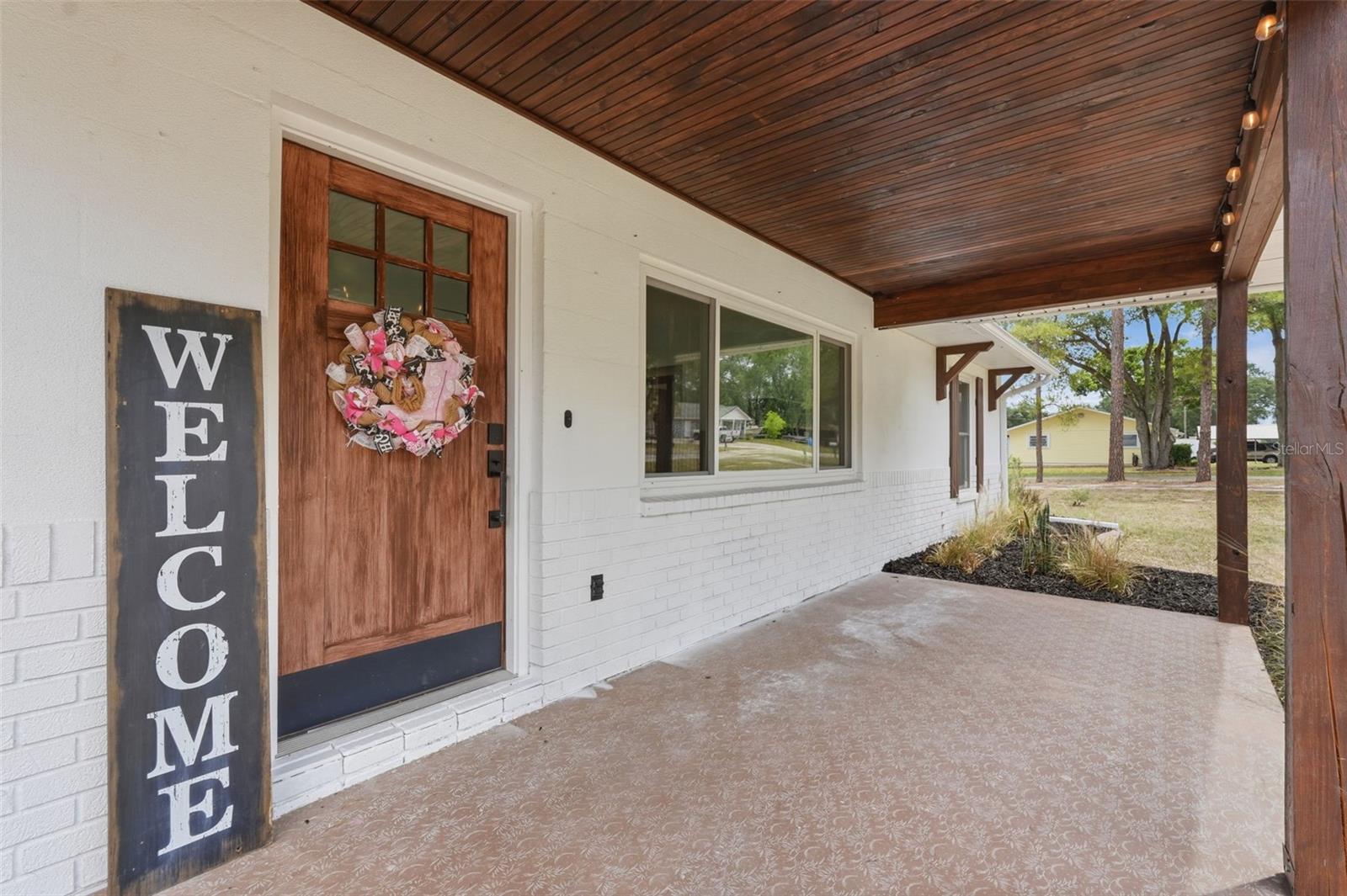 39825 Sunburst Dr Property Photo 5