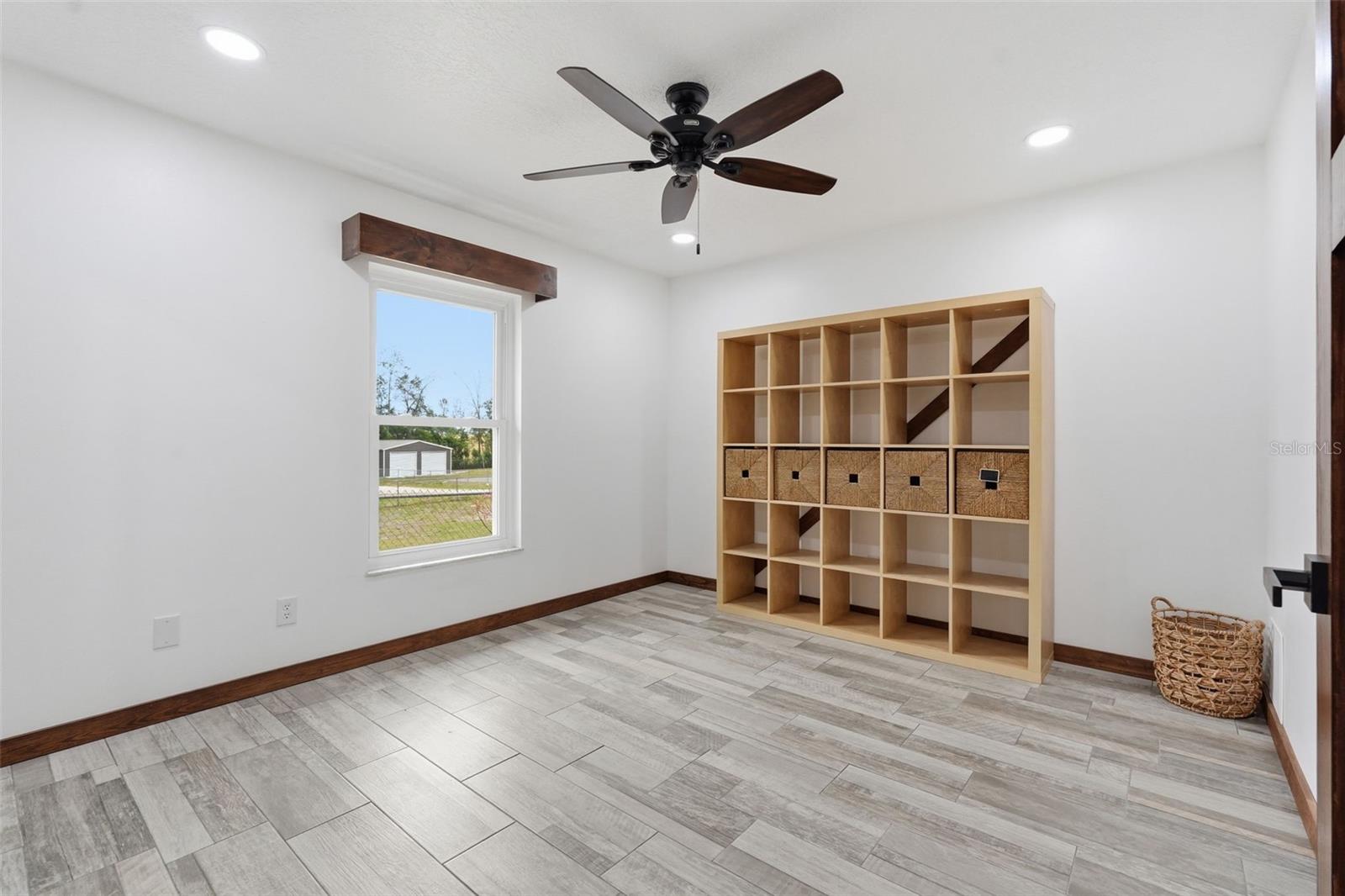 39825 Sunburst Dr Property Photo 26