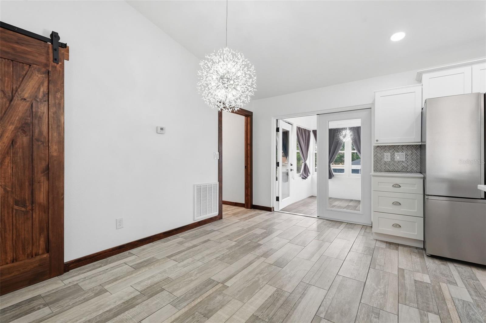 39825 Sunburst Dr Property Photo 33