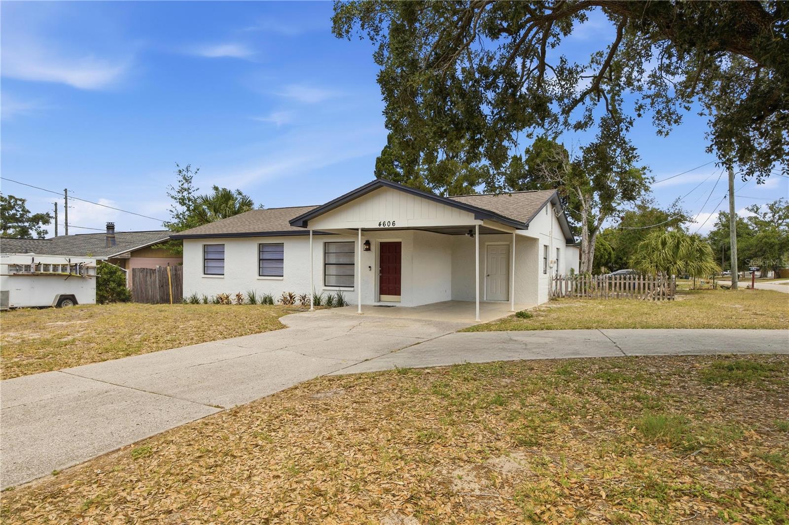 4606 E Linebaugh Ave Property Photo 7