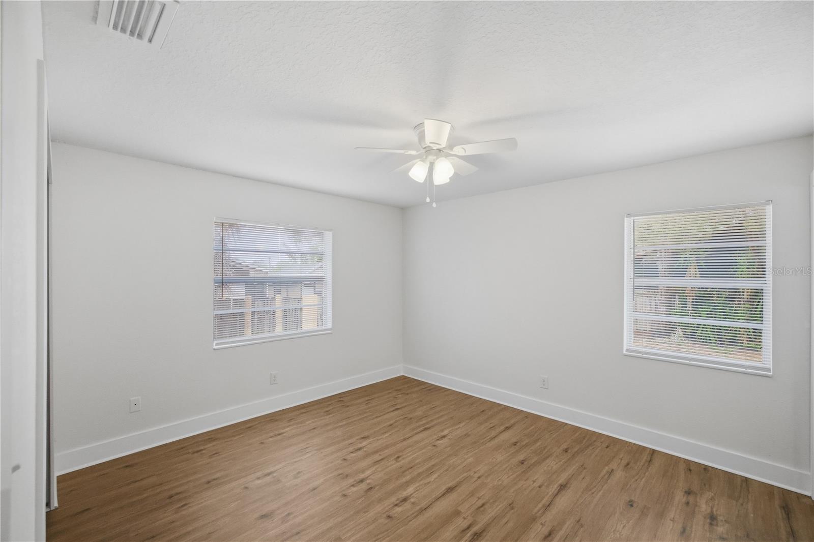 4606 E Linebaugh Ave Property Photo 21