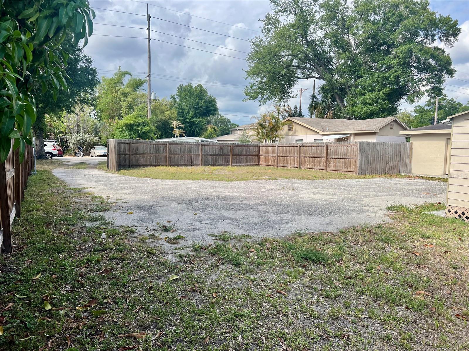 3110 W Ivy St Property Photo 6