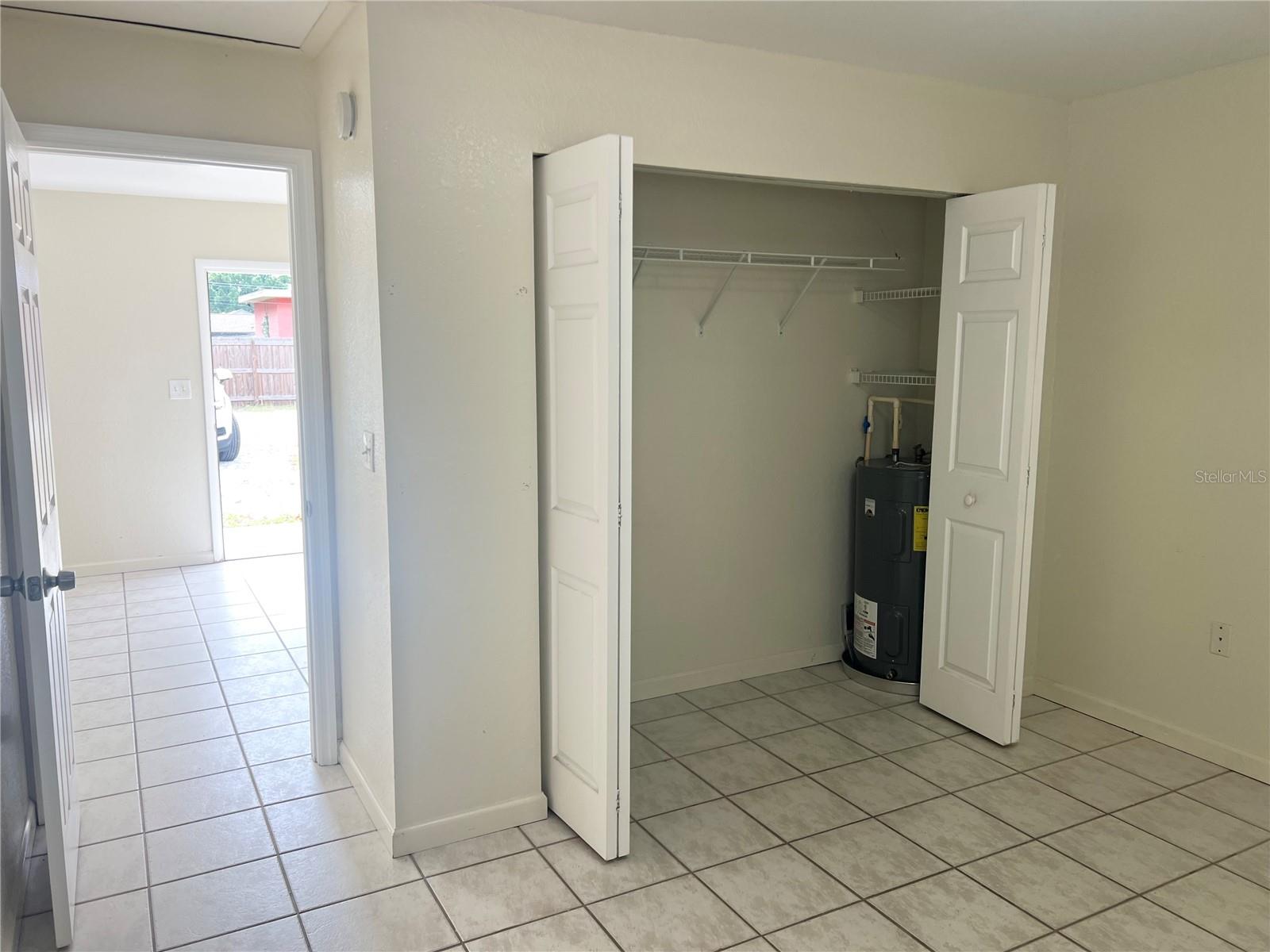 3110 W Ivy St Property Photo 9