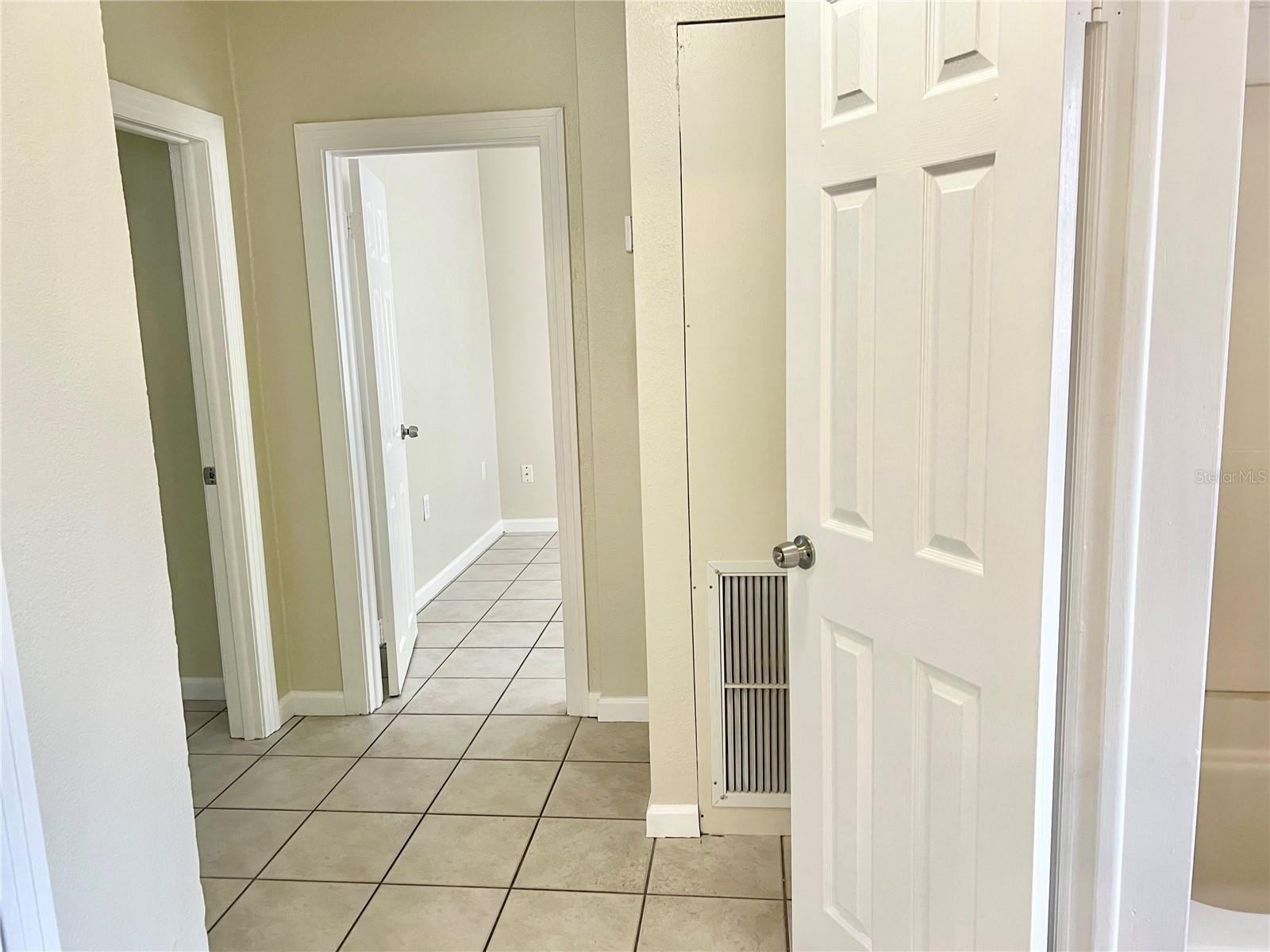 3110 W Ivy St Property Photo 16