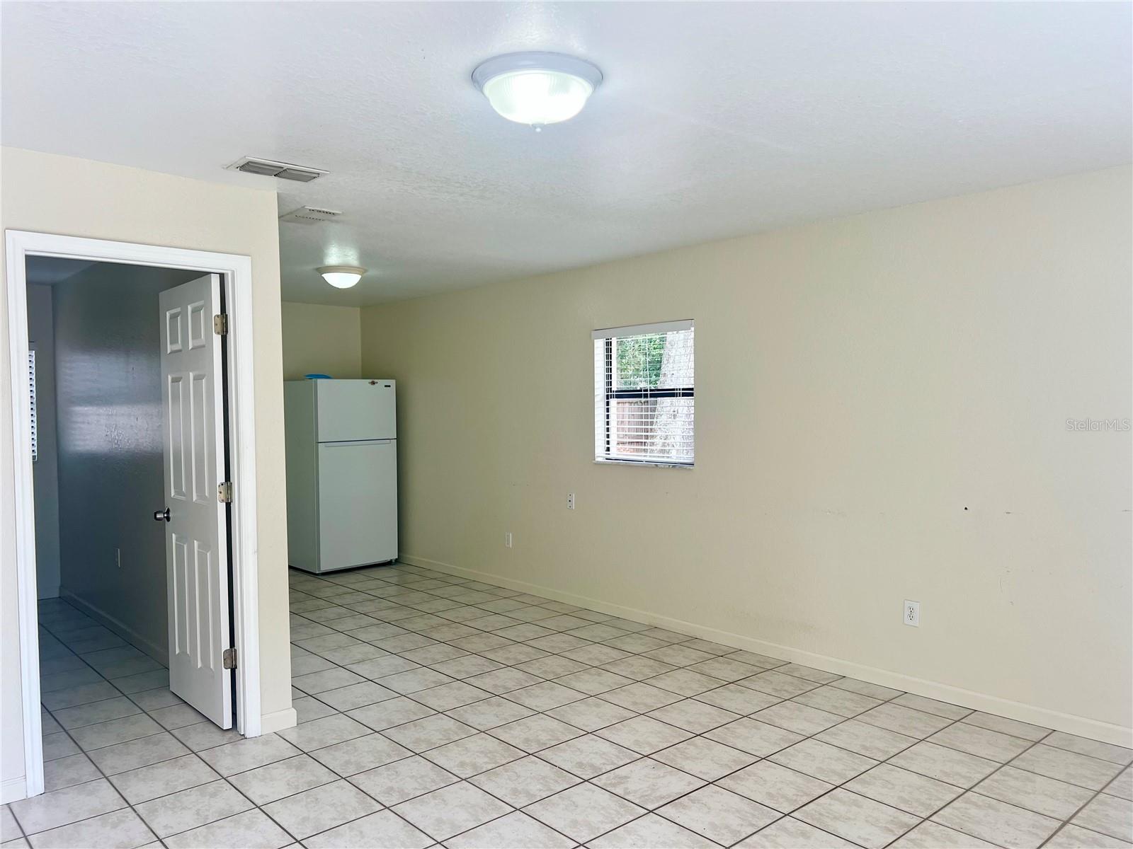 3110 W Ivy St Property Photo 33