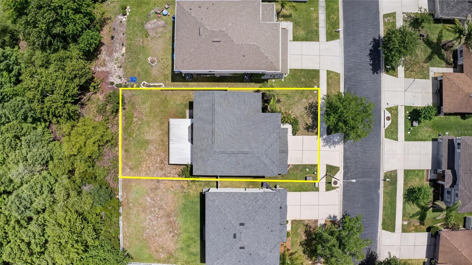 4845 Barchetta Dr Property Photo 3
