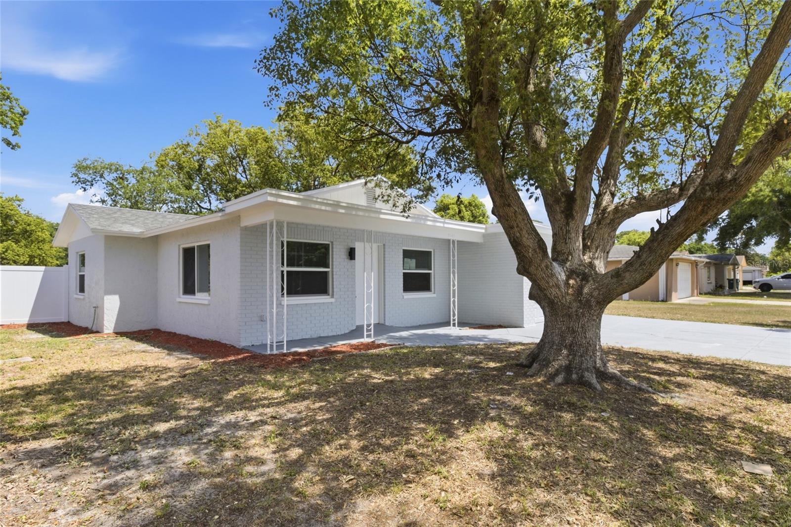 3042 Bahia Ave Property Photo 2