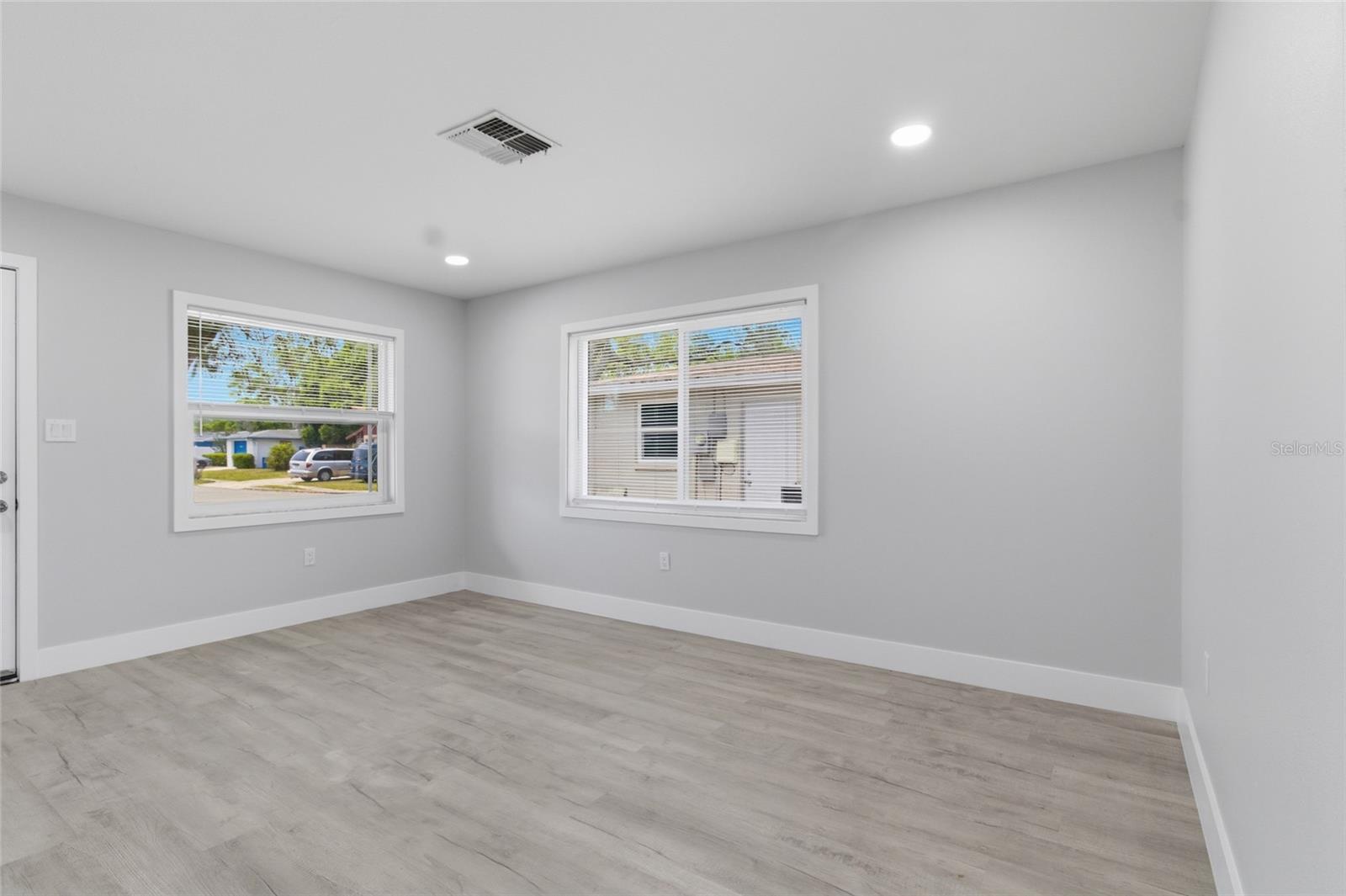 3042 Bahia Ave Property Photo 9