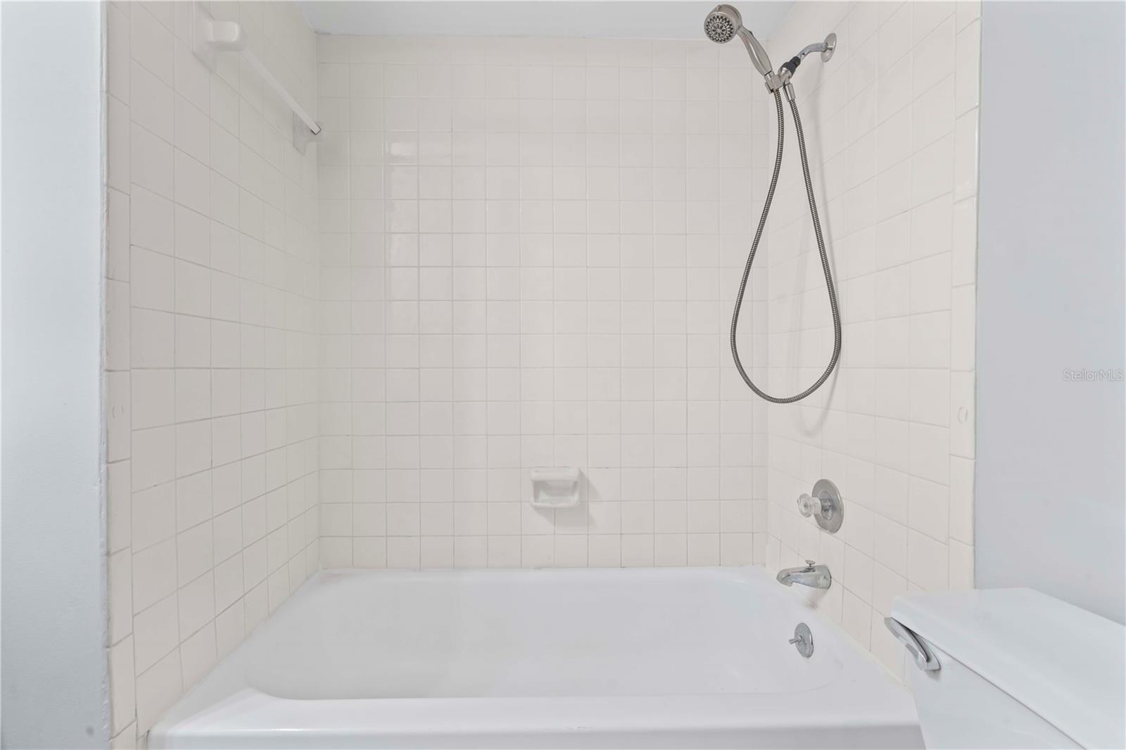 11511 113th St #4f Property Photo 18