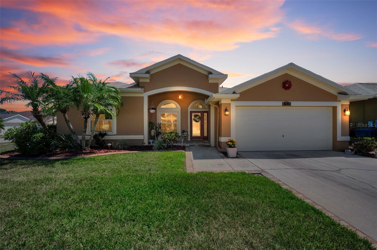 8202 Wild Oaks Cir Property Photo 1
