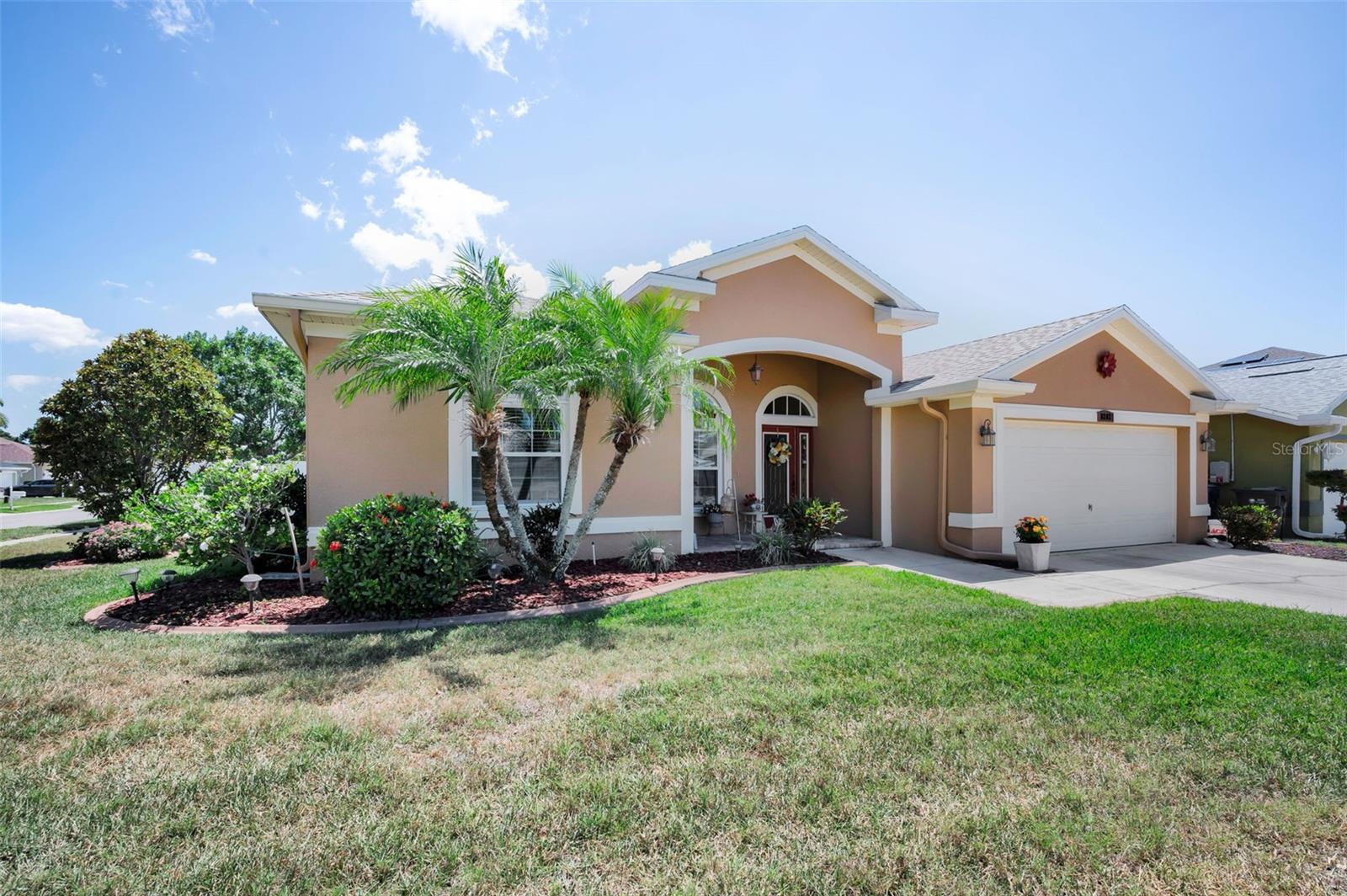 8202 Wild Oaks Cir Property Photo 4