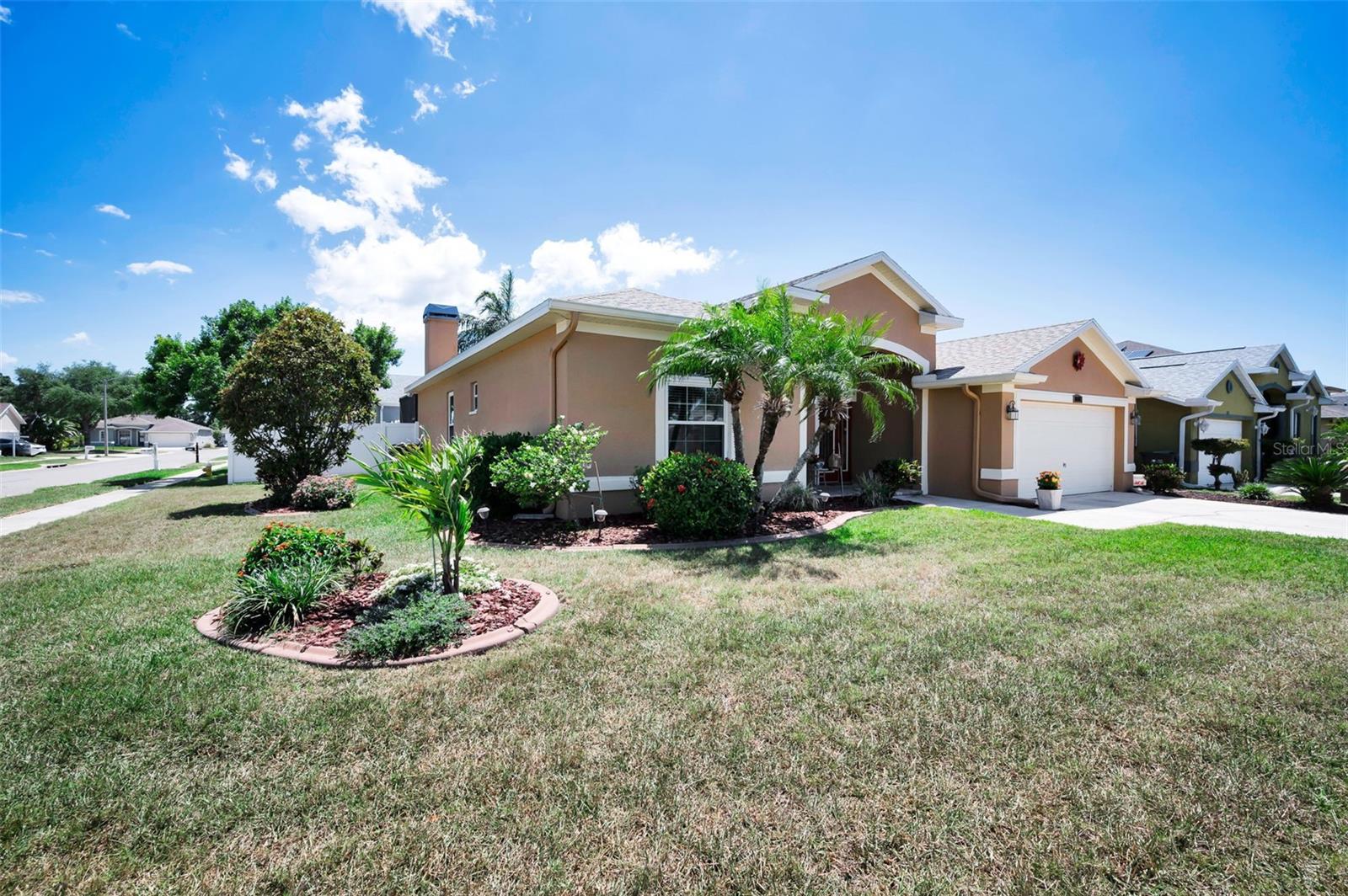 8202 Wild Oaks Cir Property Photo 5