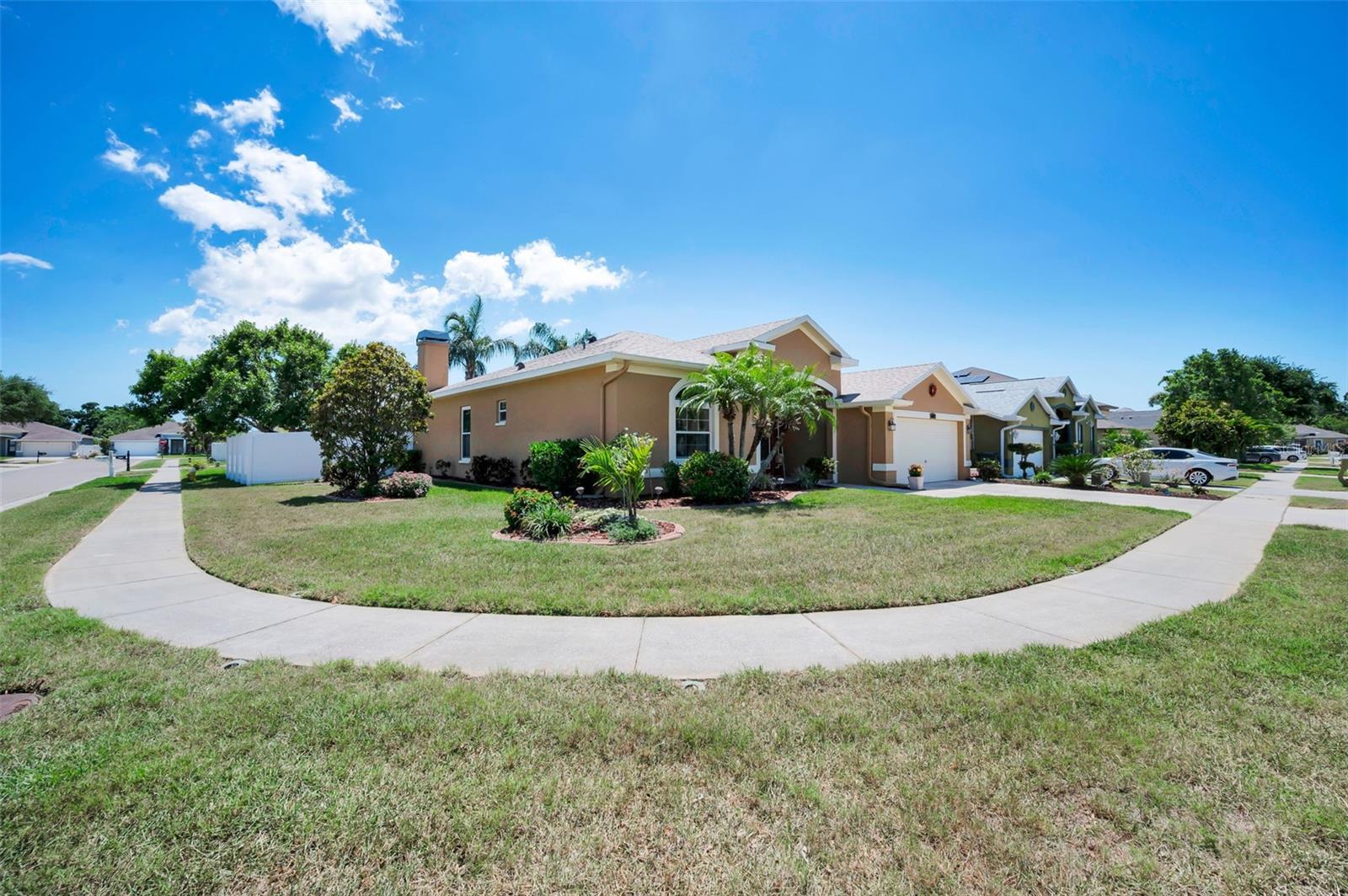 8202 Wild Oaks Cir Property Photo 6