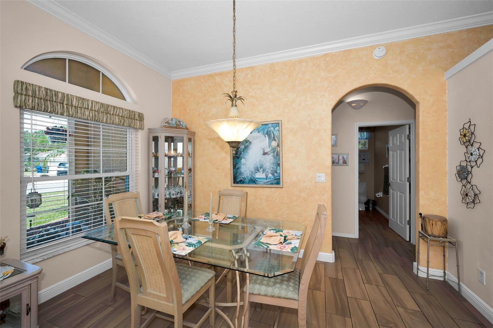 8202 Wild Oaks Cir Property Photo 12
