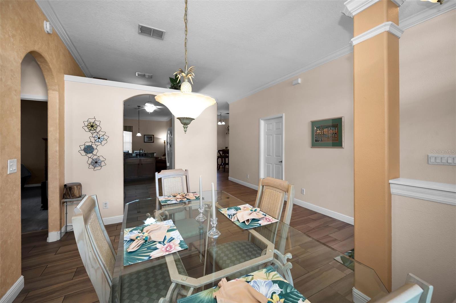 8202 Wild Oaks Cir Property Photo 14