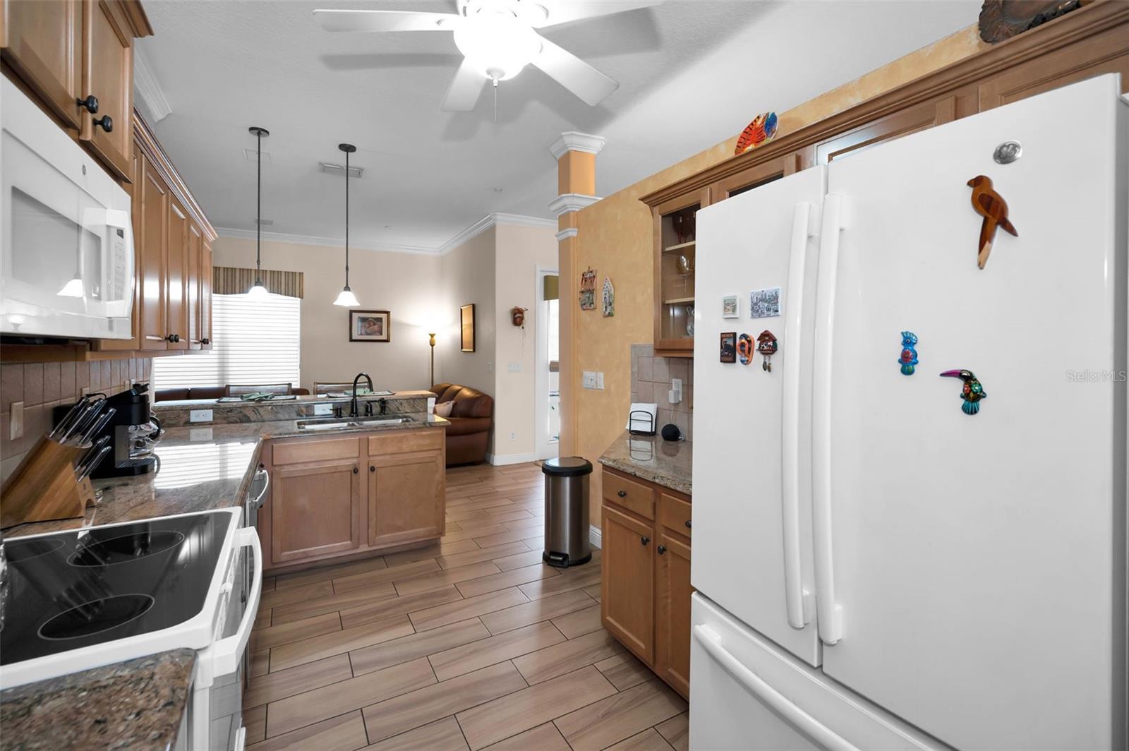 8202 Wild Oaks Cir Property Photo 18