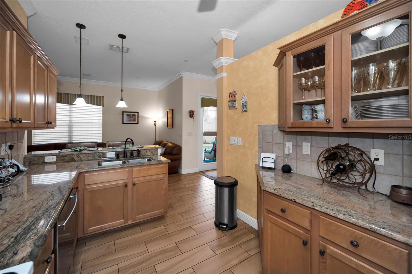 8202 Wild Oaks Cir Property Photo 20