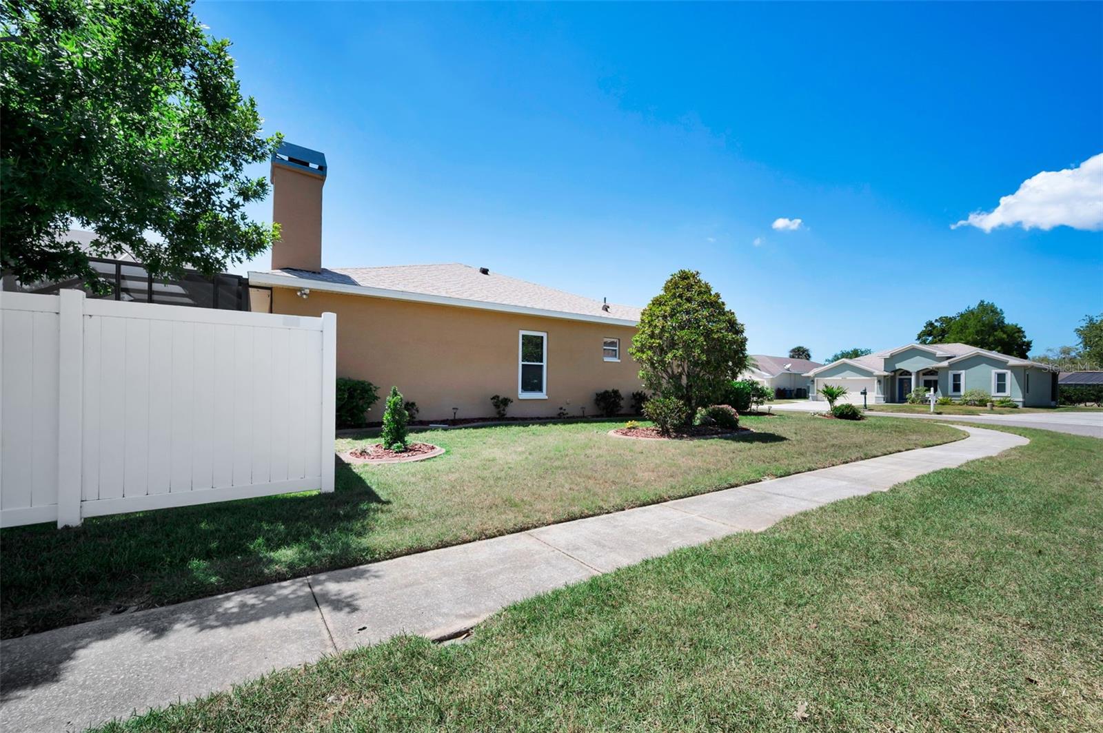 8202 Wild Oaks Cir Property Photo 52