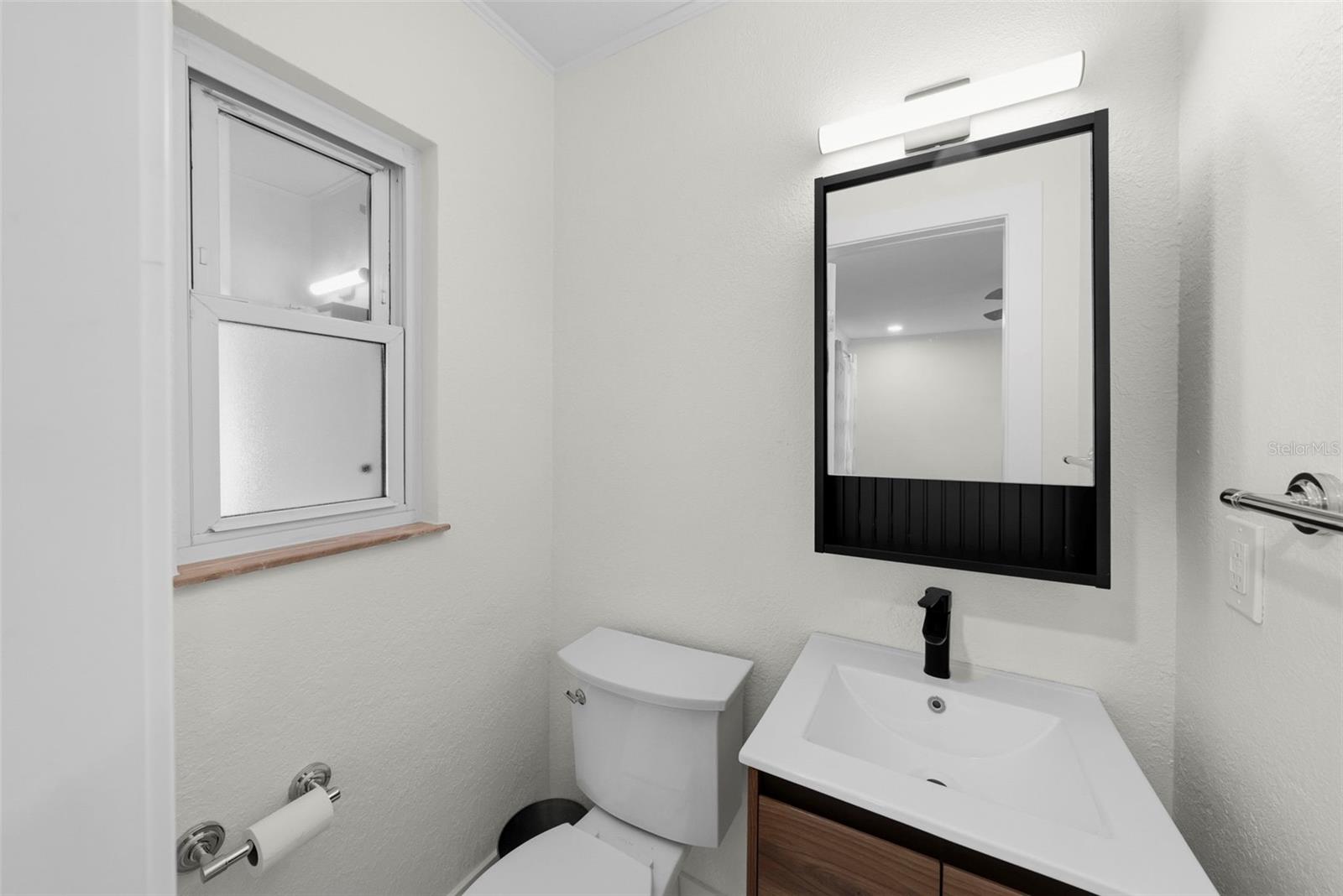 402 Erie Ave Property Photo 50