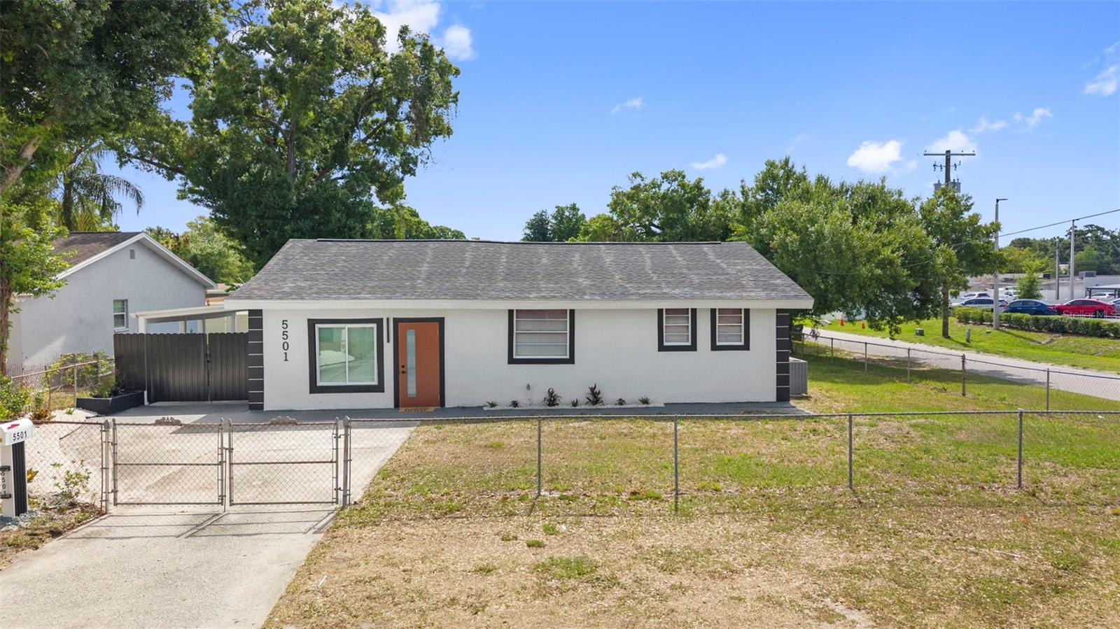 5501 N Albany Ave Property Photo 34