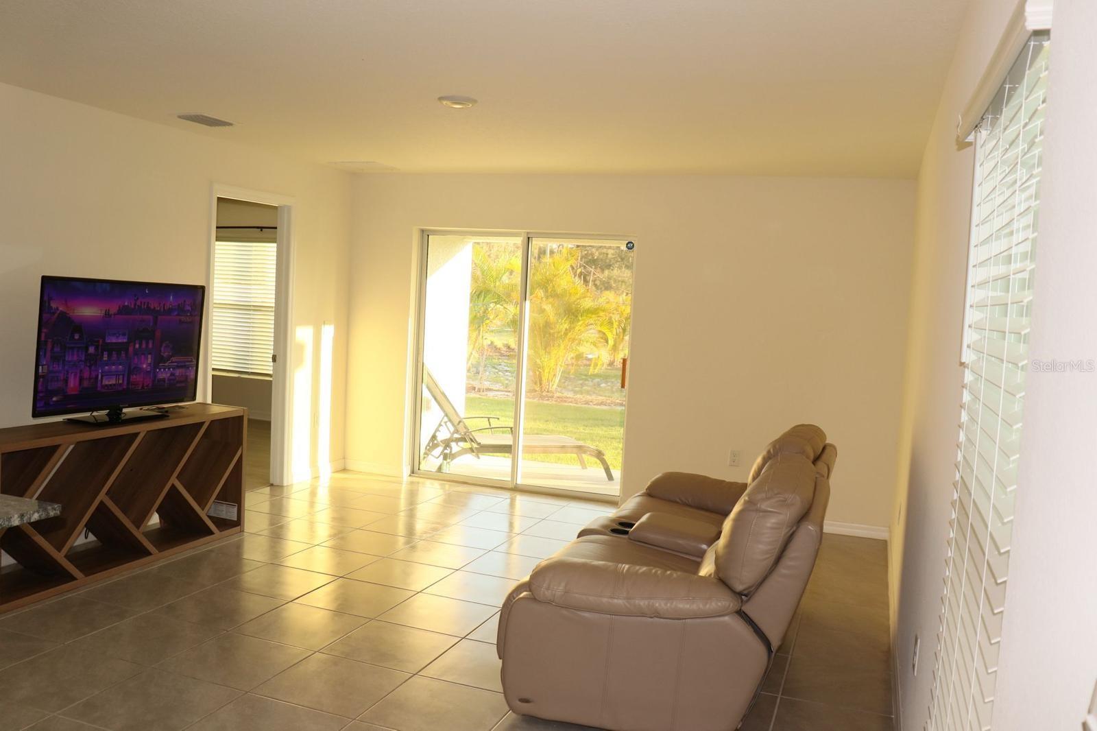1668 Hazy Sea Dr Property Photo 7