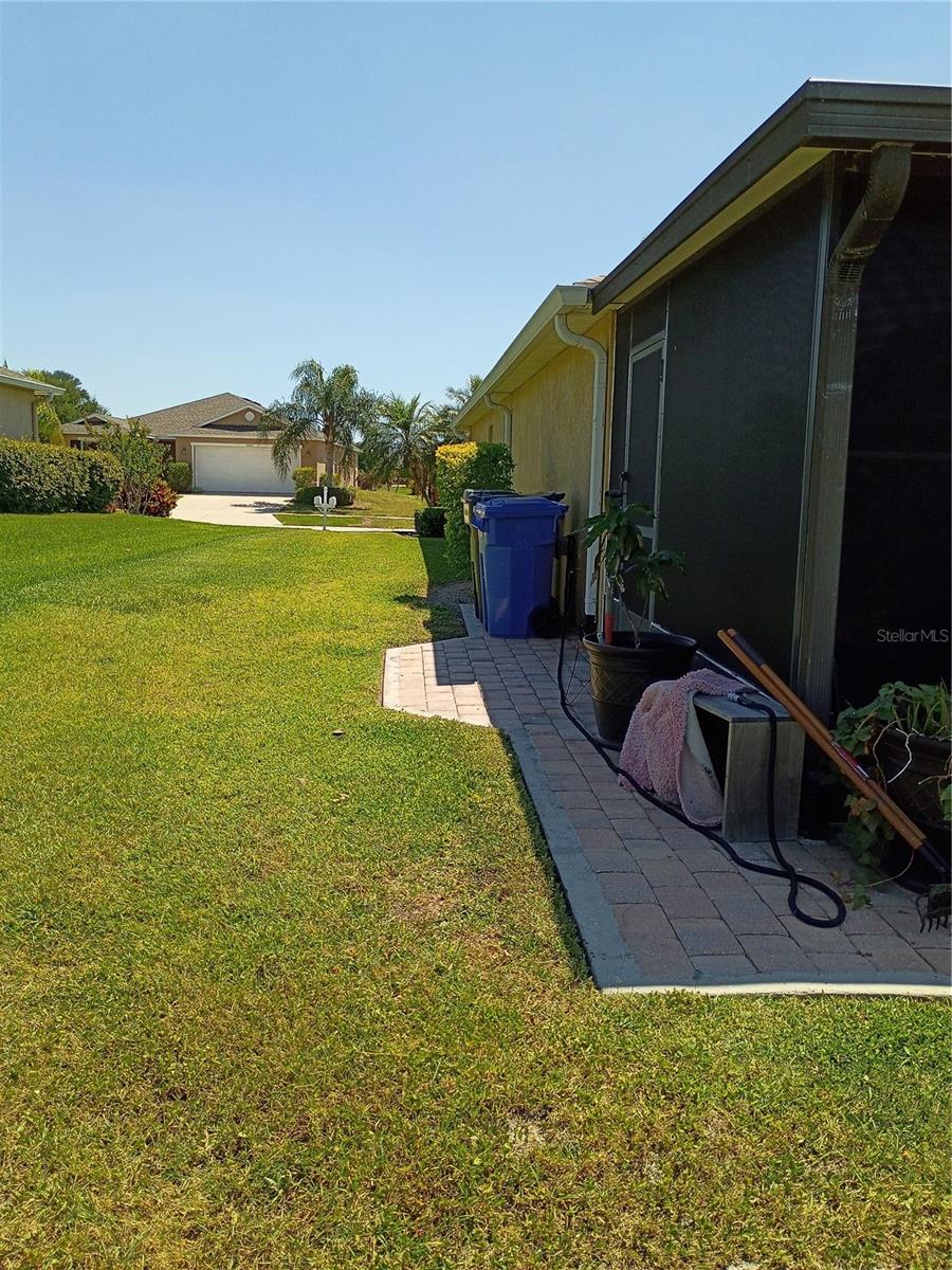 5220 Butterfly Shell Dr Property Photo 5